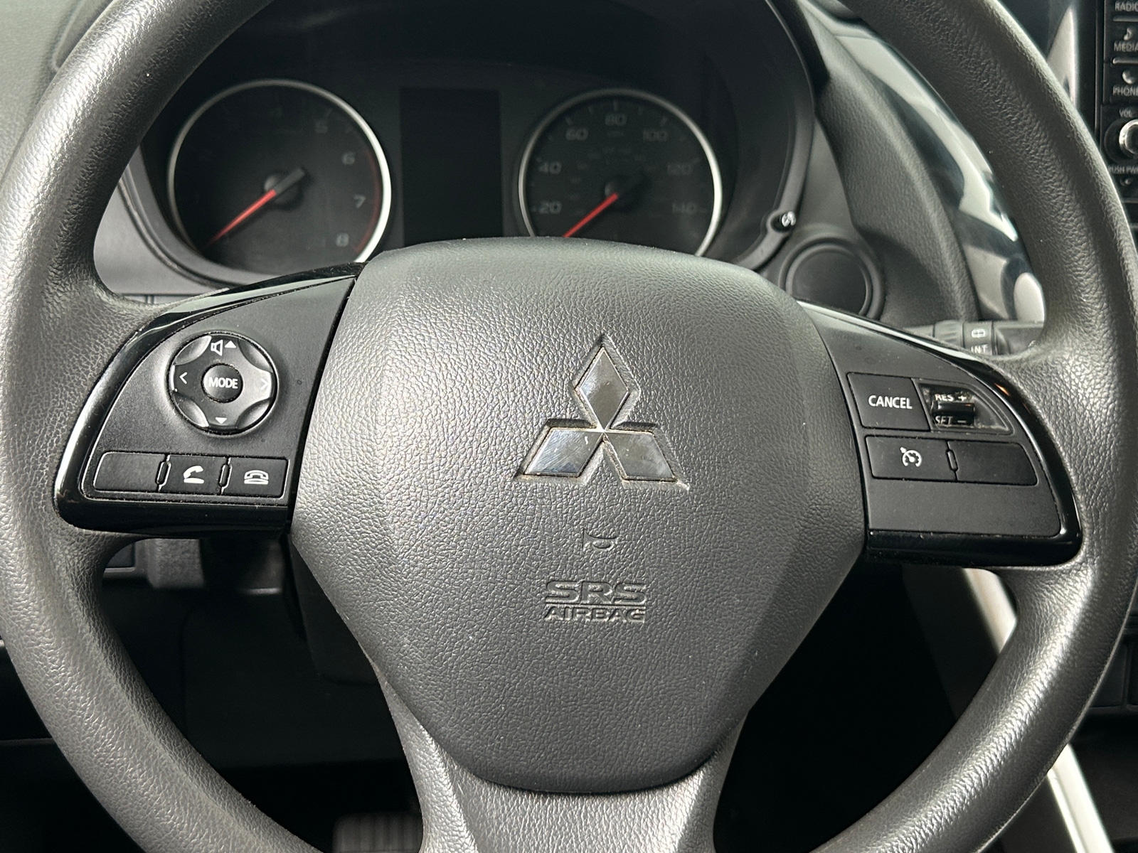 Thumbnail: 2022 Mitsubishi Eclipse Cross - 5