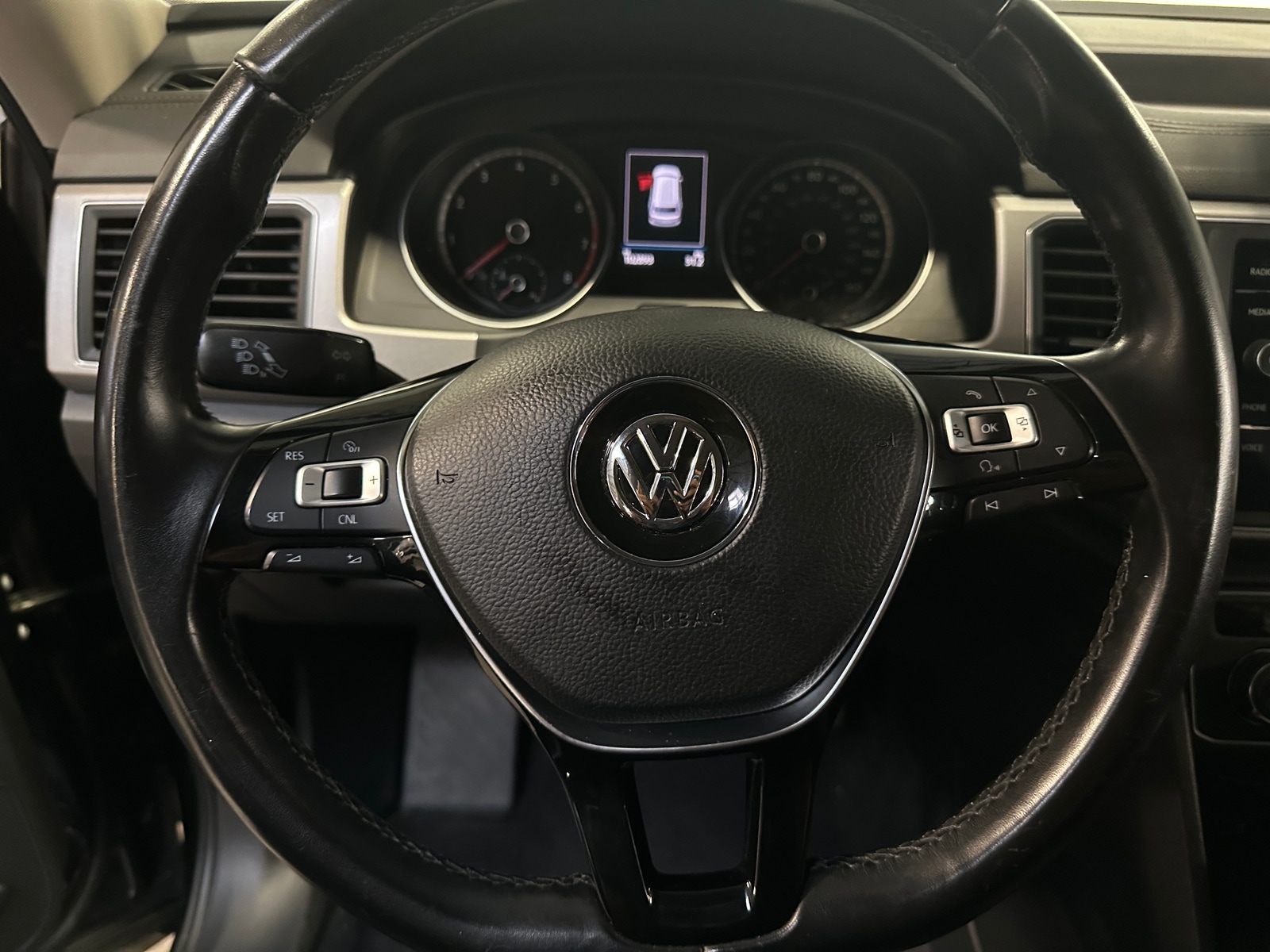 Thumbnail: 2018 Volkswagen Atlas - 4