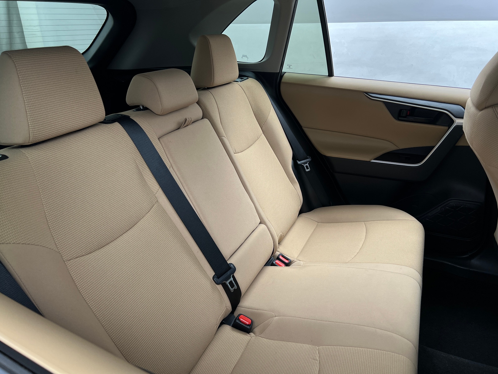 Thumbnail: 2020 Toyota RAV4 - 6