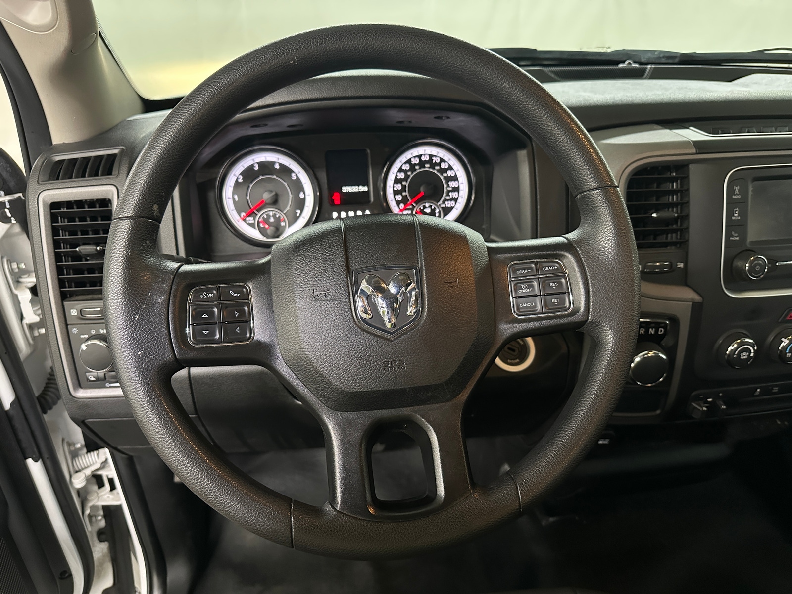 Thumbnail: 2021 RAM 1500 Classic - 5