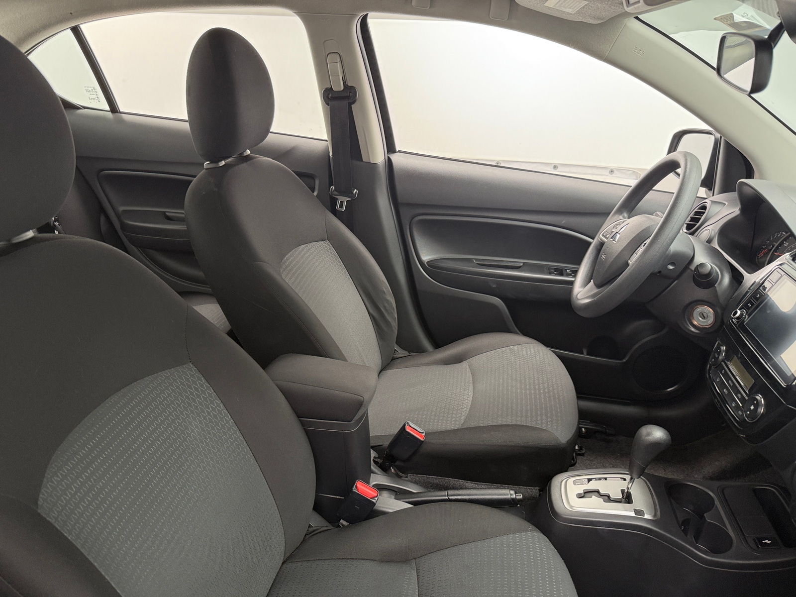 Thumbnail: 2023 Mitsubishi Mirage G4 - 2