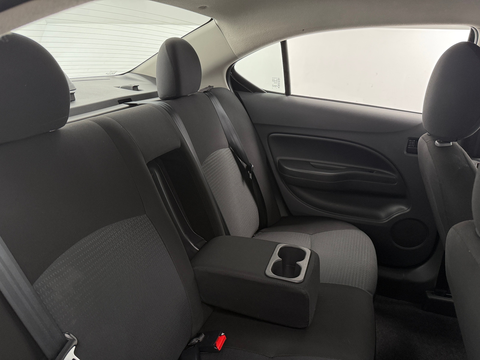 Thumbnail: 2023 Mitsubishi Mirage G4 - 6