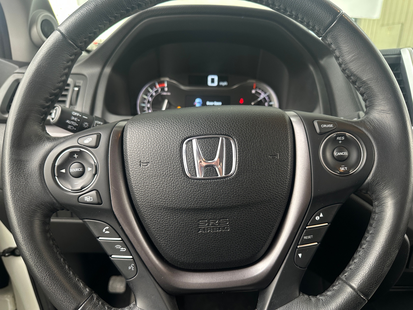 Thumbnail: 2018 Honda Pilot - 4
