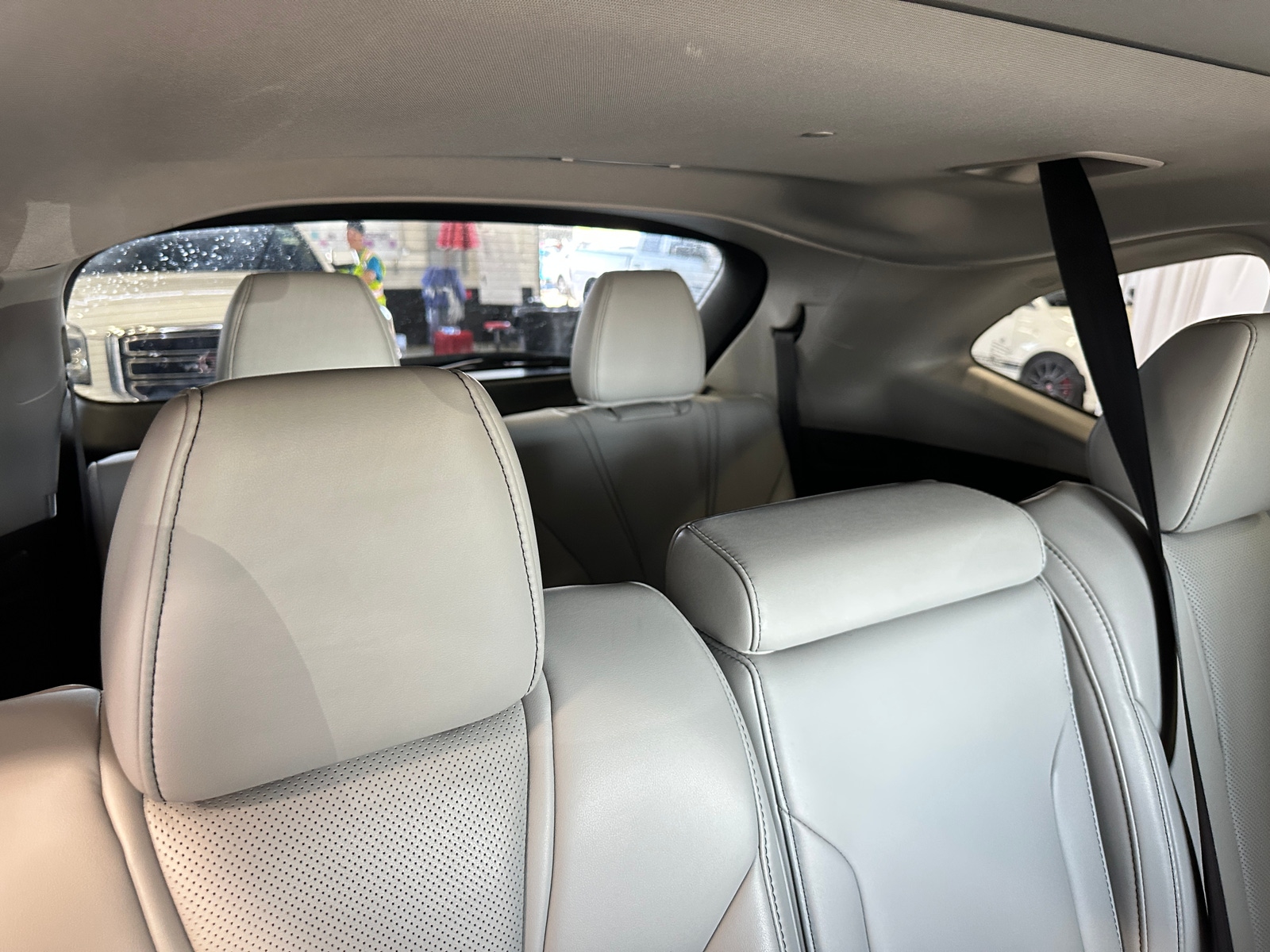 Thumbnail: 2022 Acura MDX - 5
