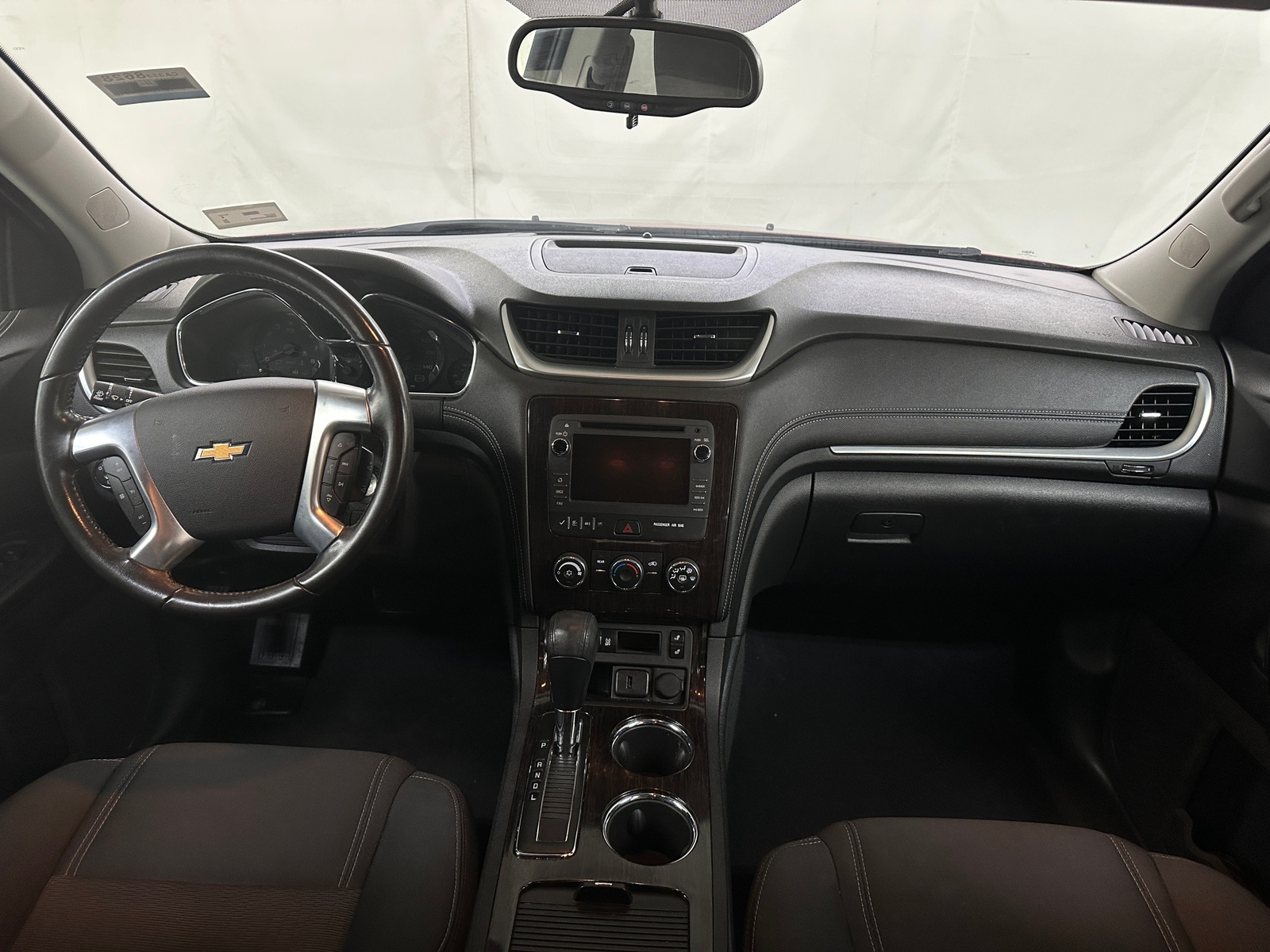 Thumbnail: 2017 Chevrolet Traverse - 3