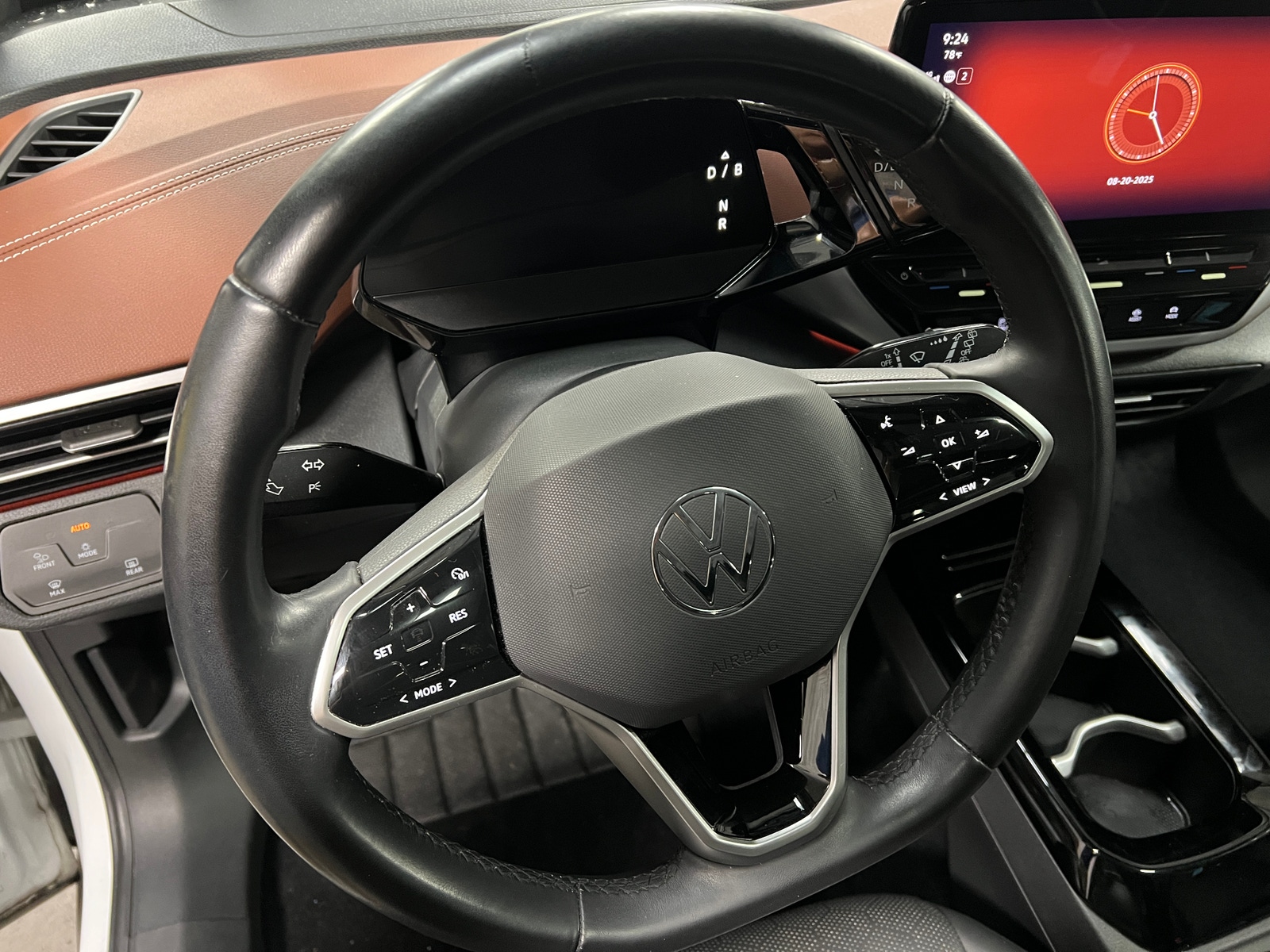 Thumbnail: 2021 Volkswagen ID.4 - 4