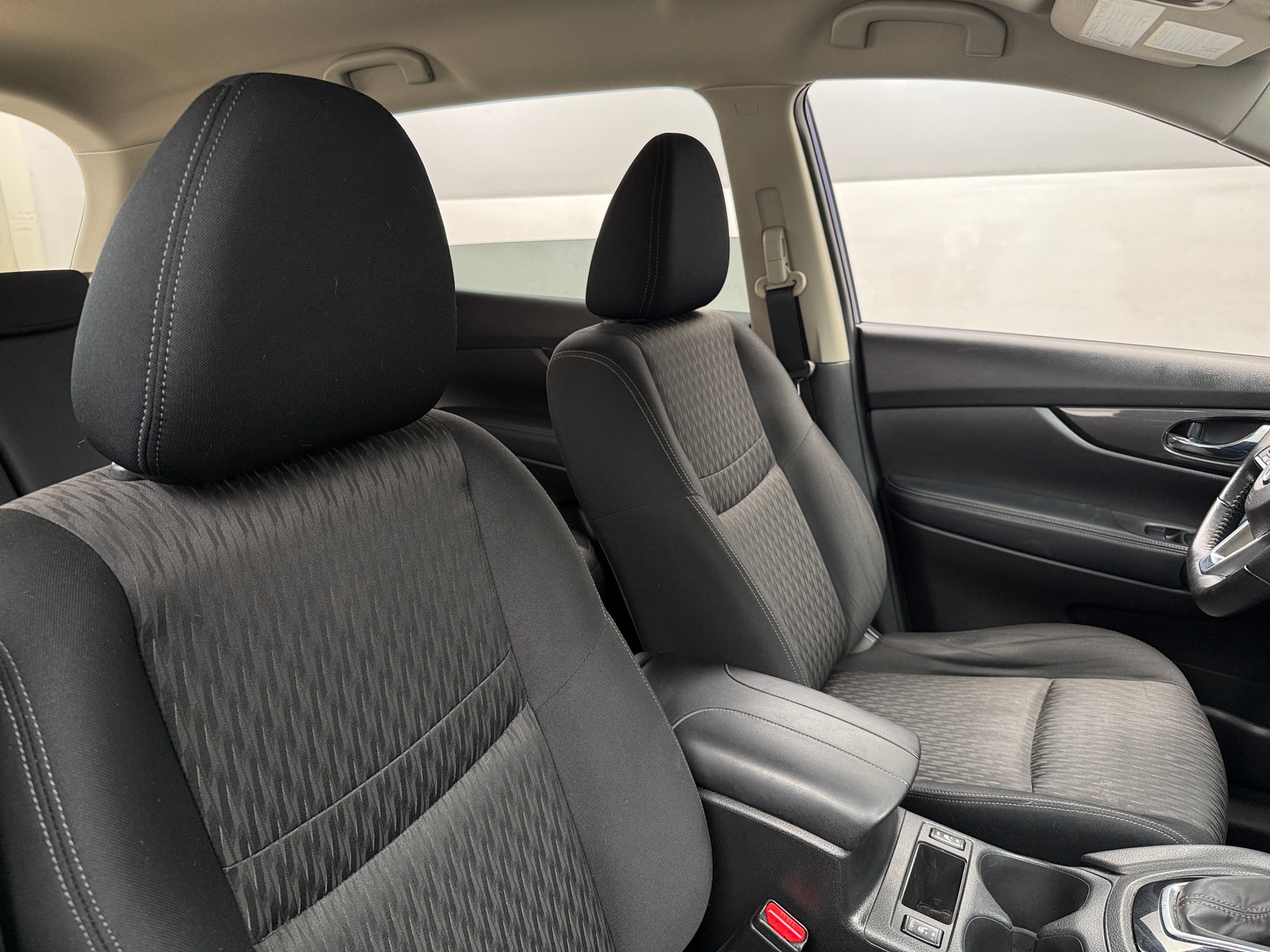 Thumbnail: 2019 Nissan Rogue - 2