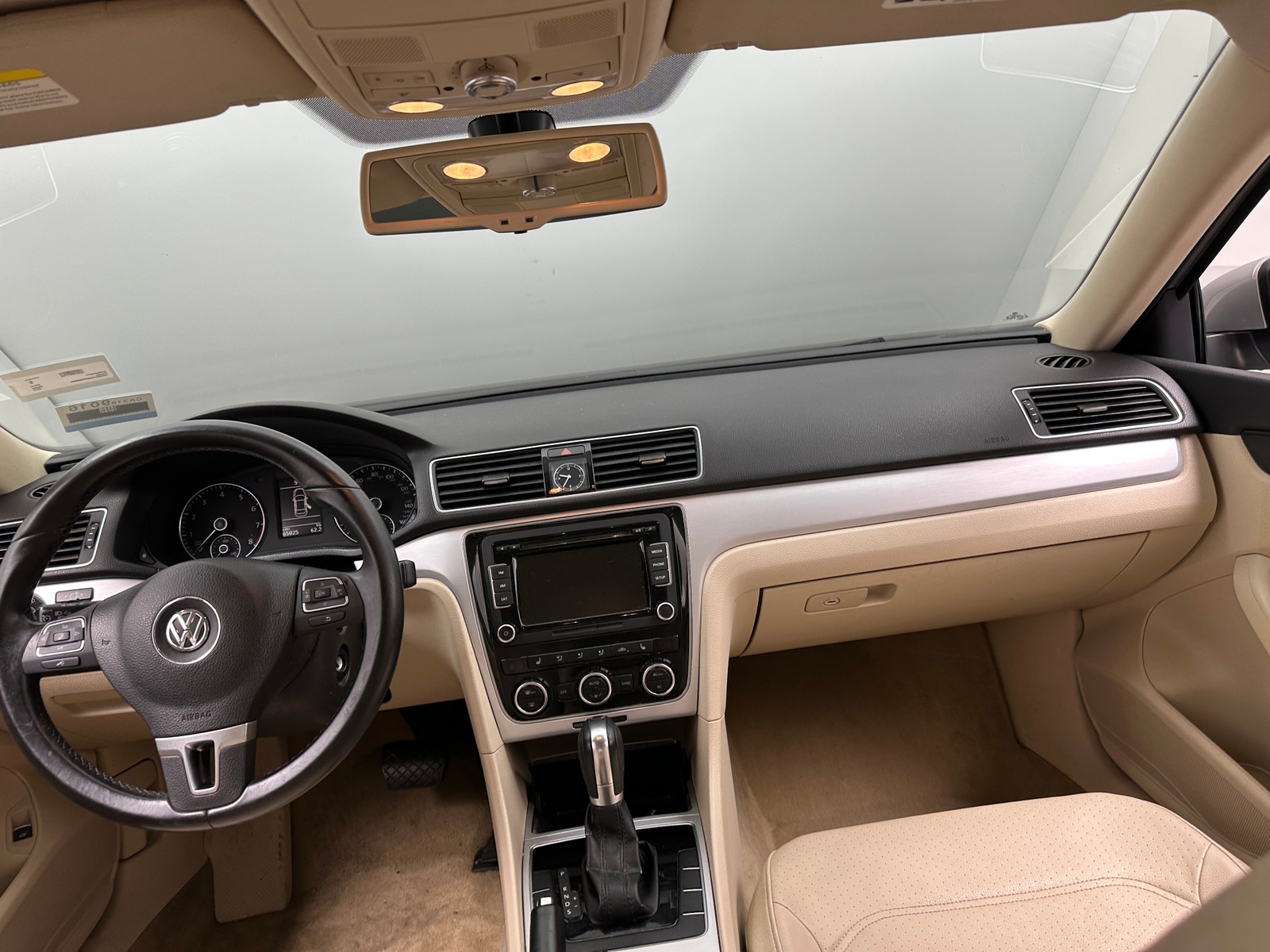 Thumbnail: 2012 Volkswagen Passat - 3
