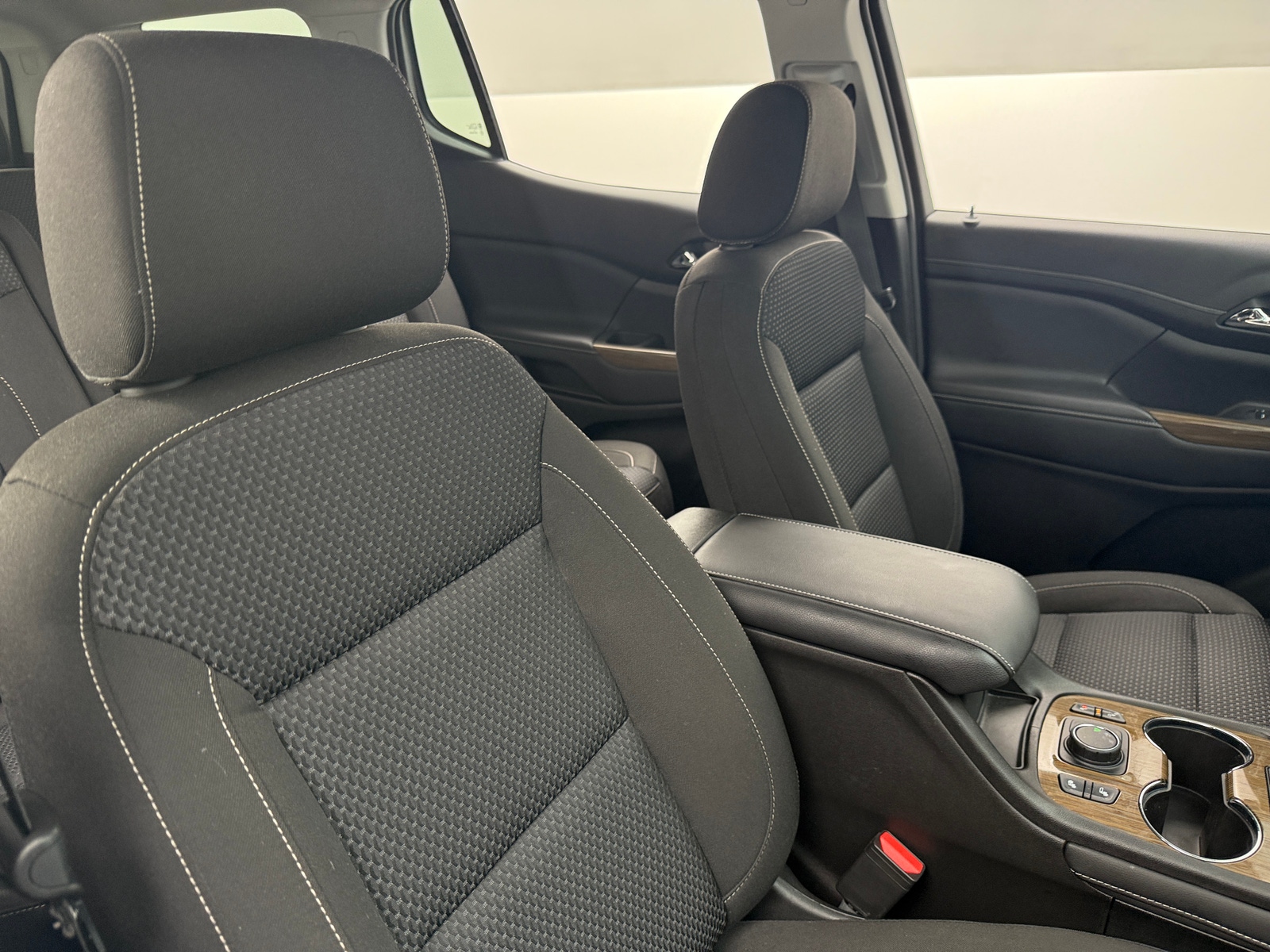Thumbnail: 2023 GMC Acadia - 2