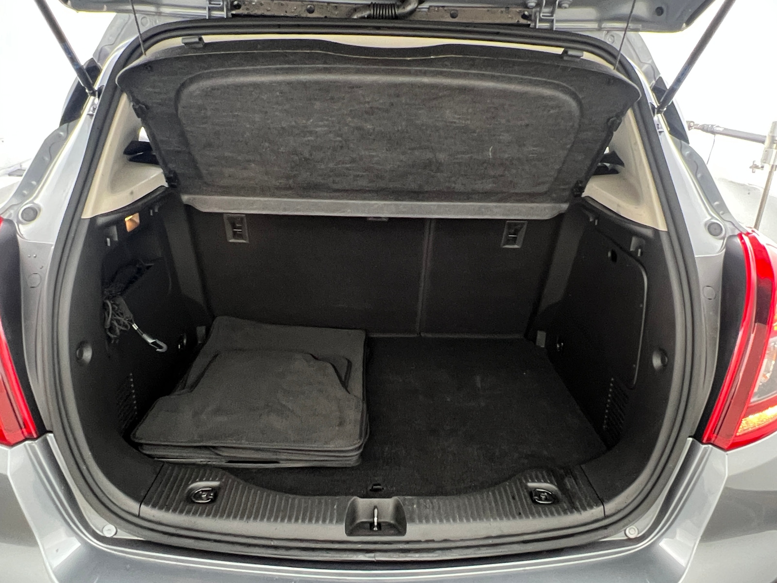 Thumbnail: 2019 Buick Encore - 6