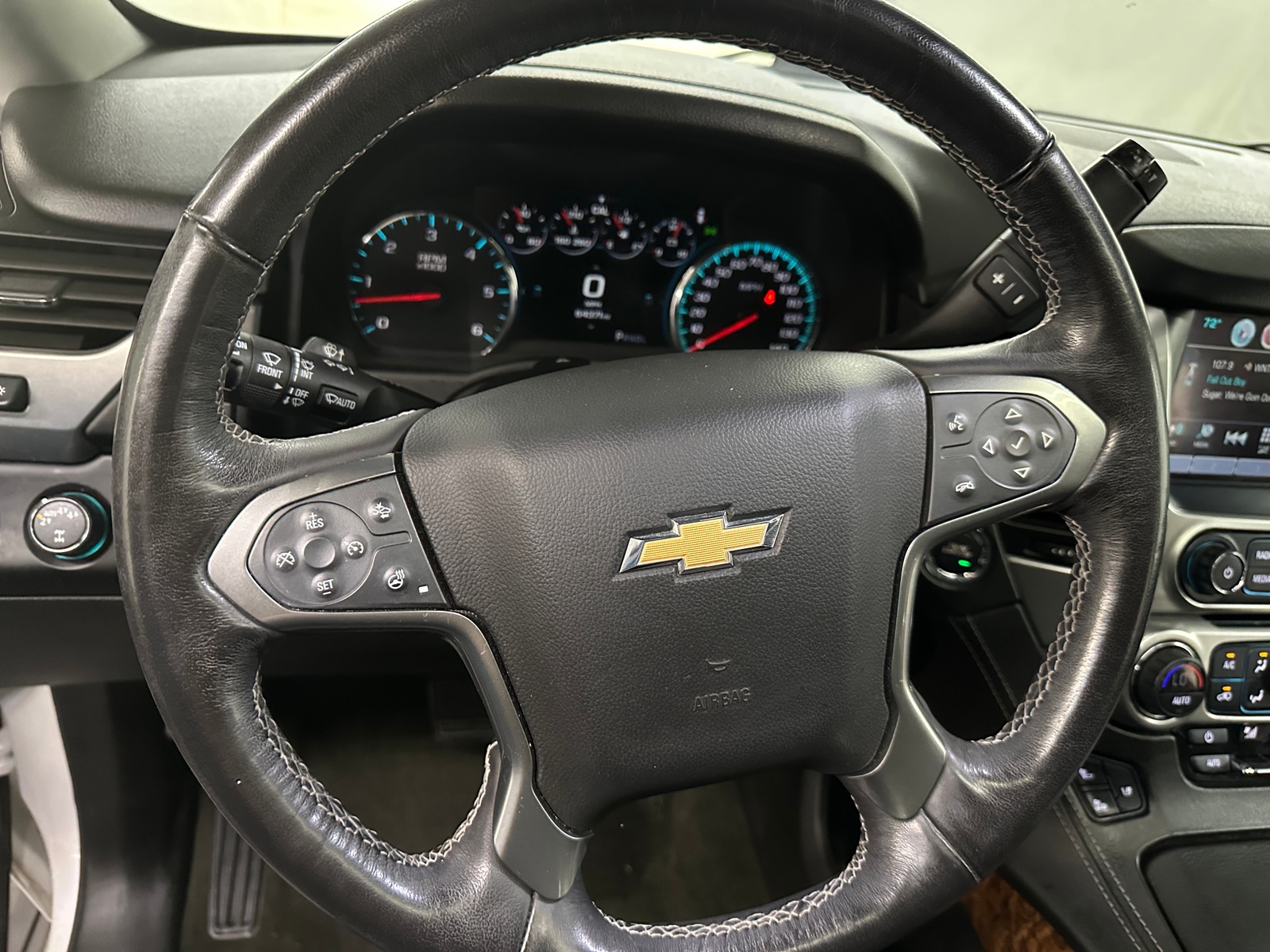 Thumbnail: 2018 Chevrolet Tahoe - 4