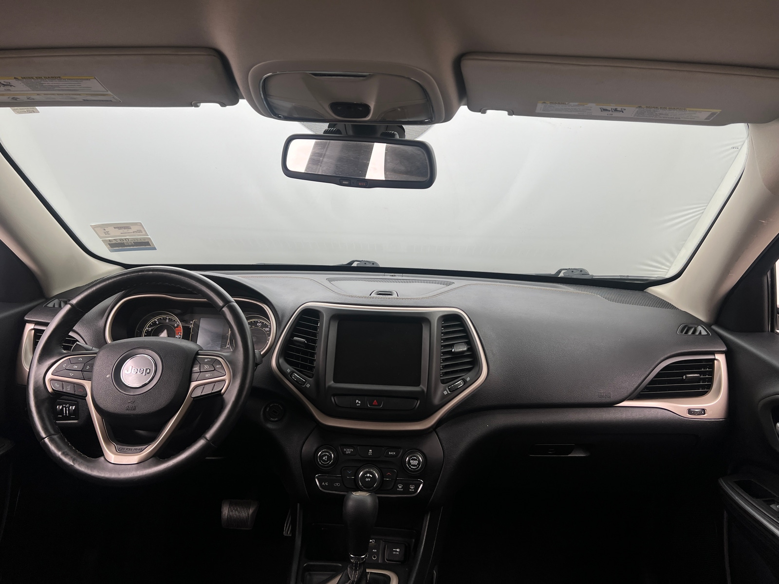 Thumbnail: 2016 Jeep Cherokee - 3