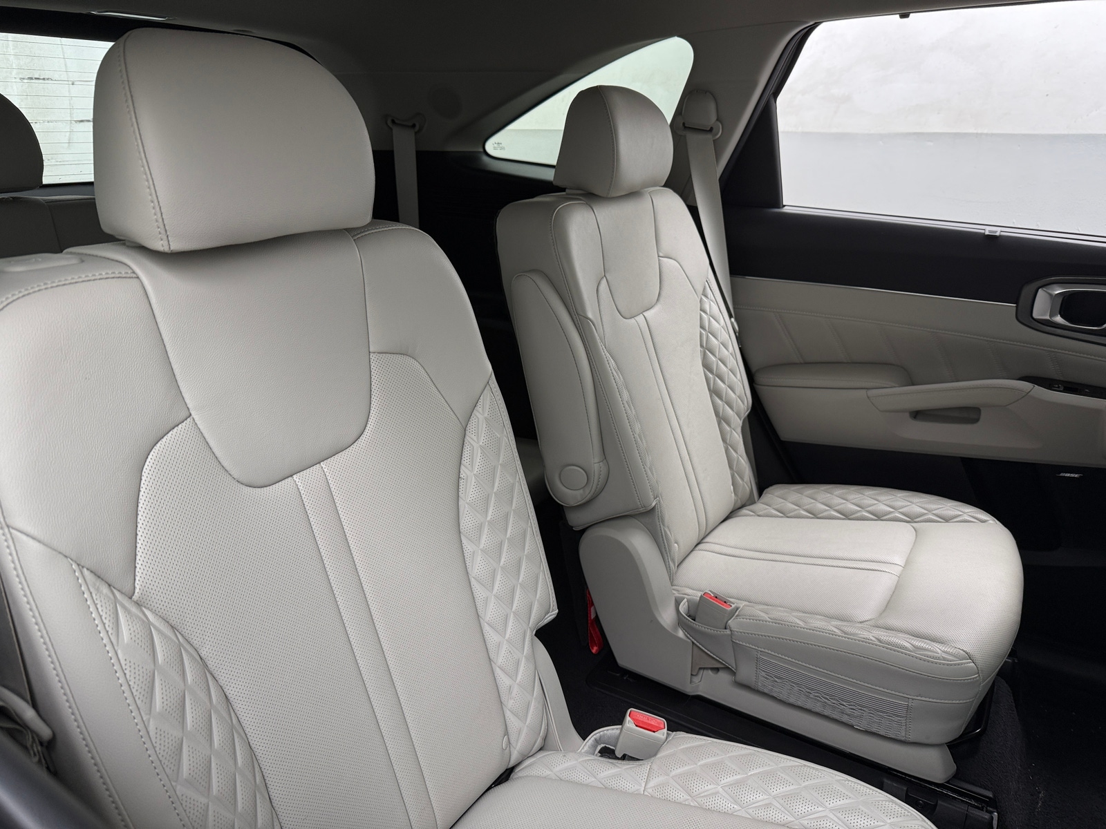 Thumbnail: 2023 Kia Sorento - 5