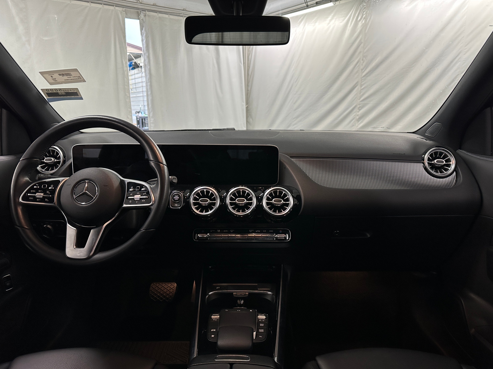Thumbnail: 2021 Mercedes-Benz GLA - 2