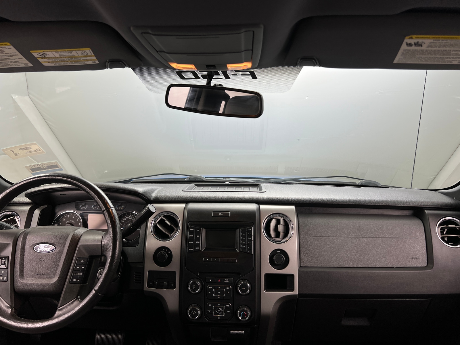 Thumbnail: 2013 Ford Econoline - 3