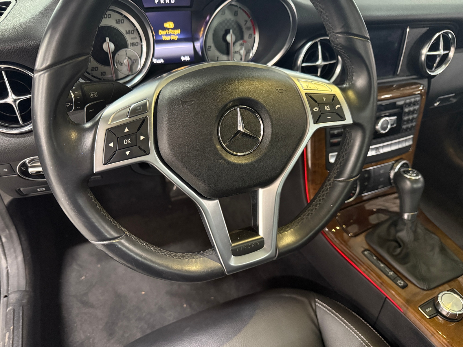 Thumbnail: 2014 Mercedes-Benz SLK - 4