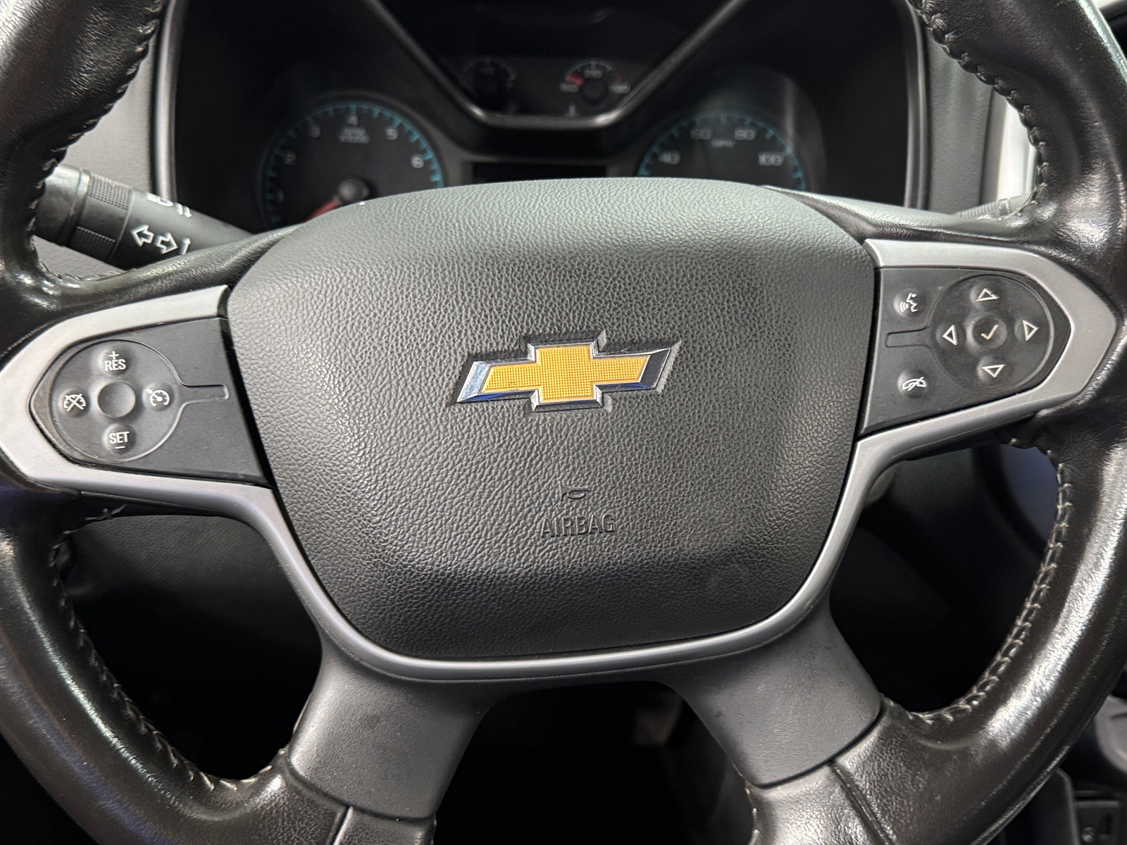 Thumbnail: 2021 Chevrolet Colorado - 5