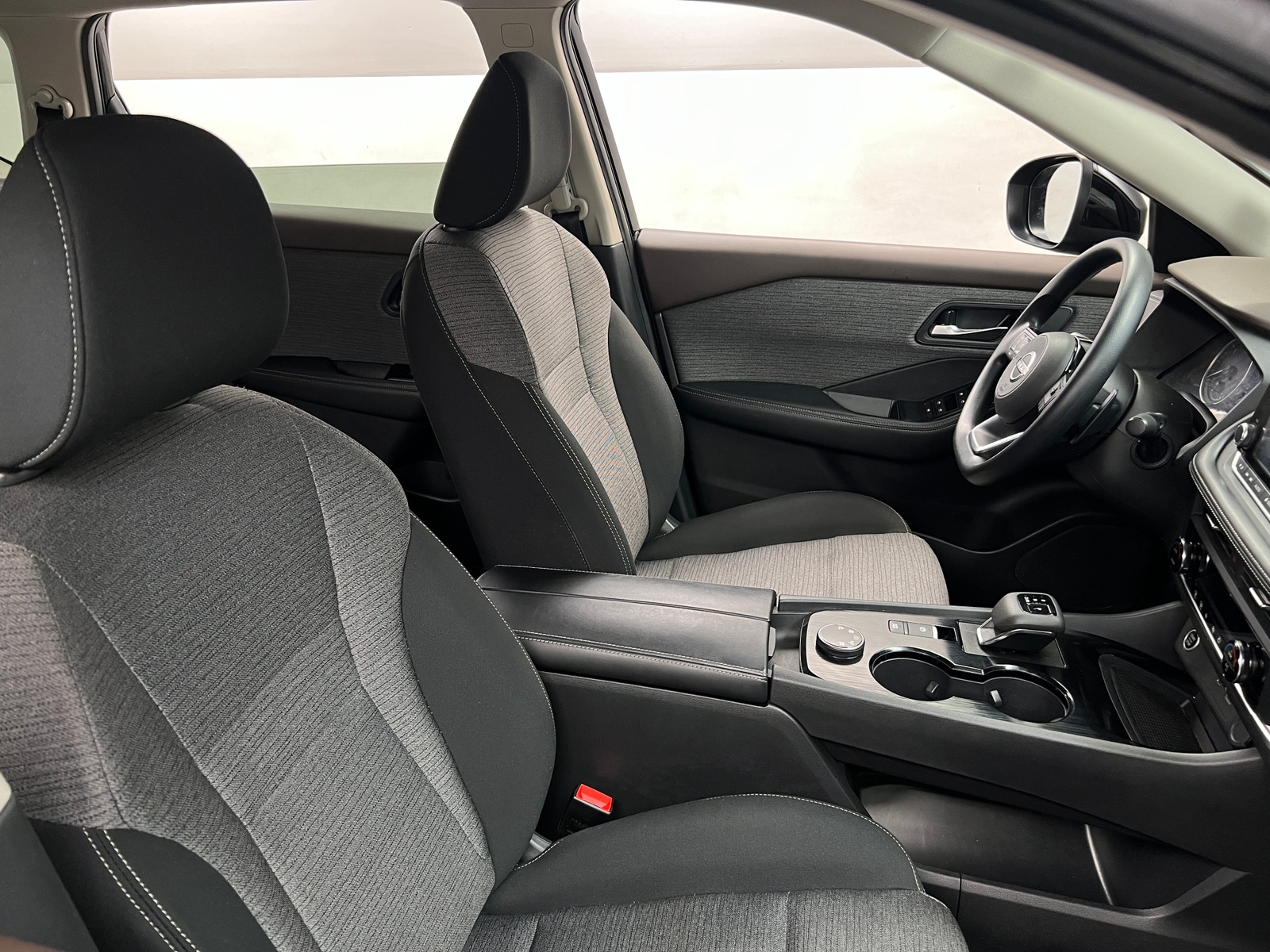 Thumbnail: 2023 Nissan Rogue - 2
