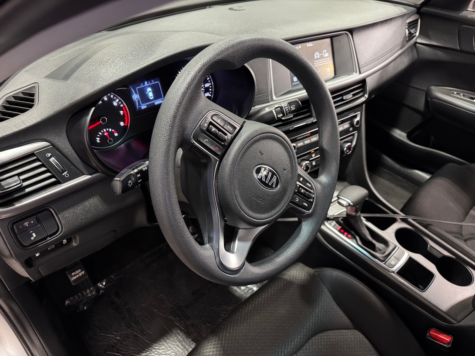 Thumbnail: 2018 Kia Optima - 3