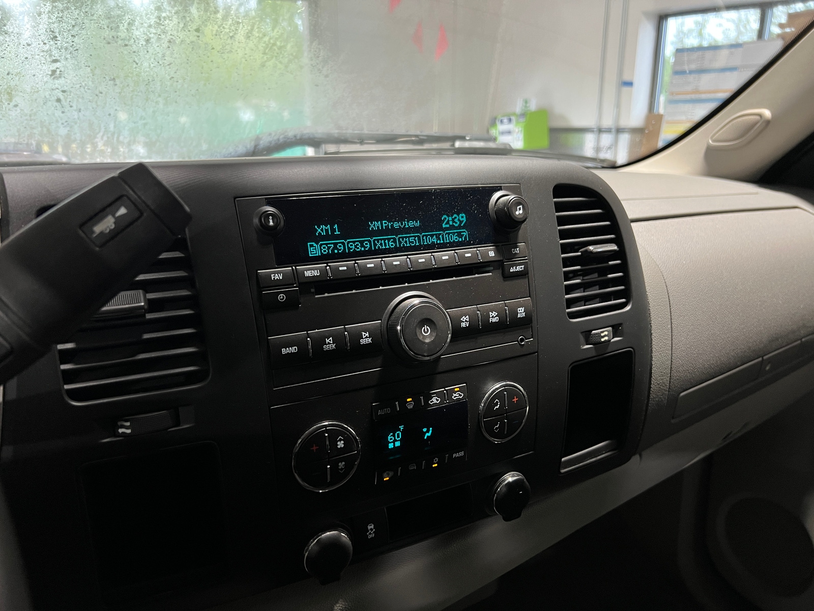 Thumbnail: 2012 Chevrolet Silverado 1500 - 4