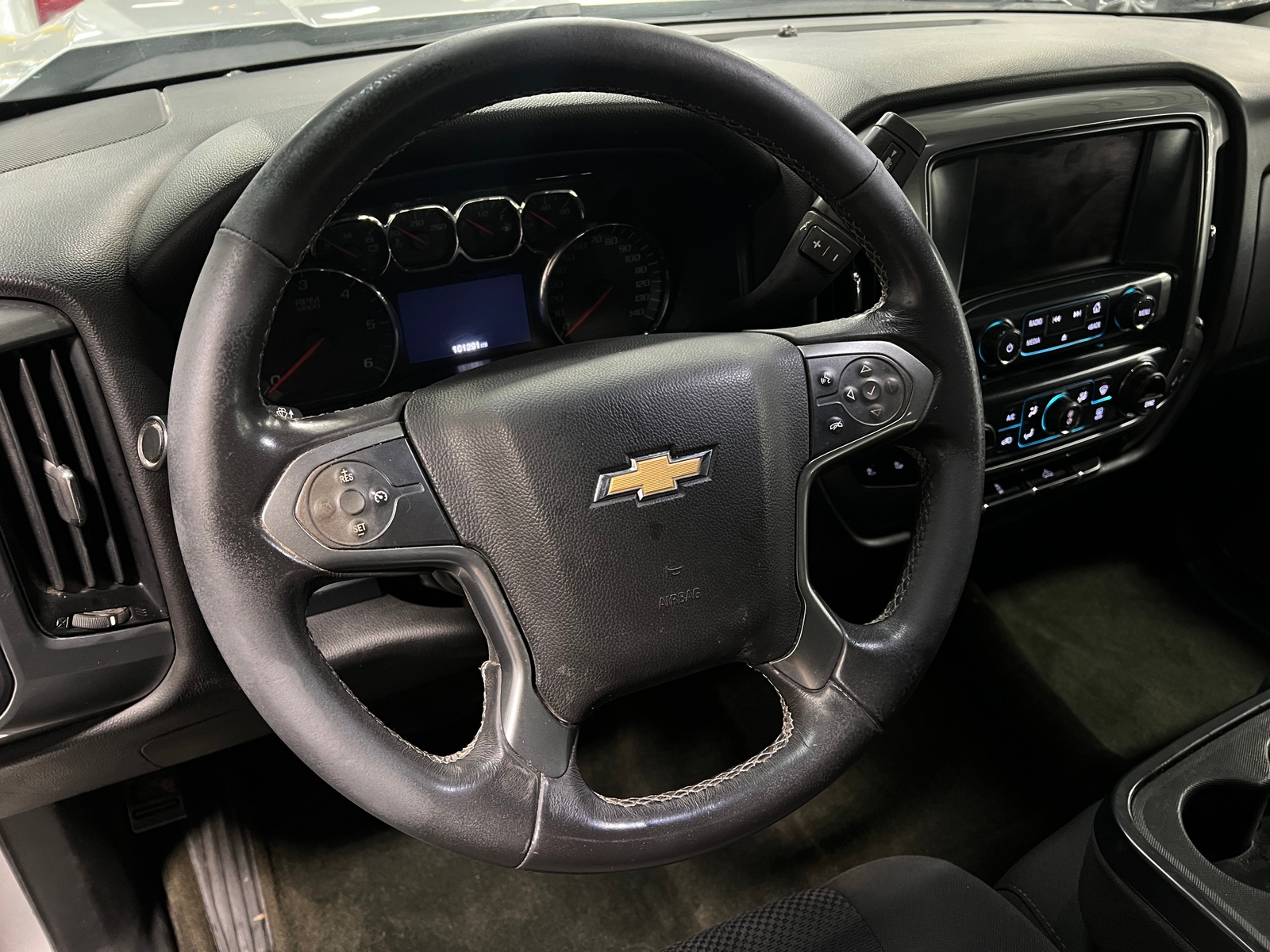 Thumbnail: 2018 Chevrolet Silverado 1500 - 5
