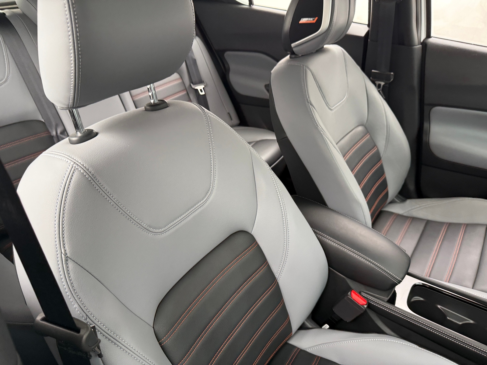 Thumbnail: 2024 Nissan Kicks - 2