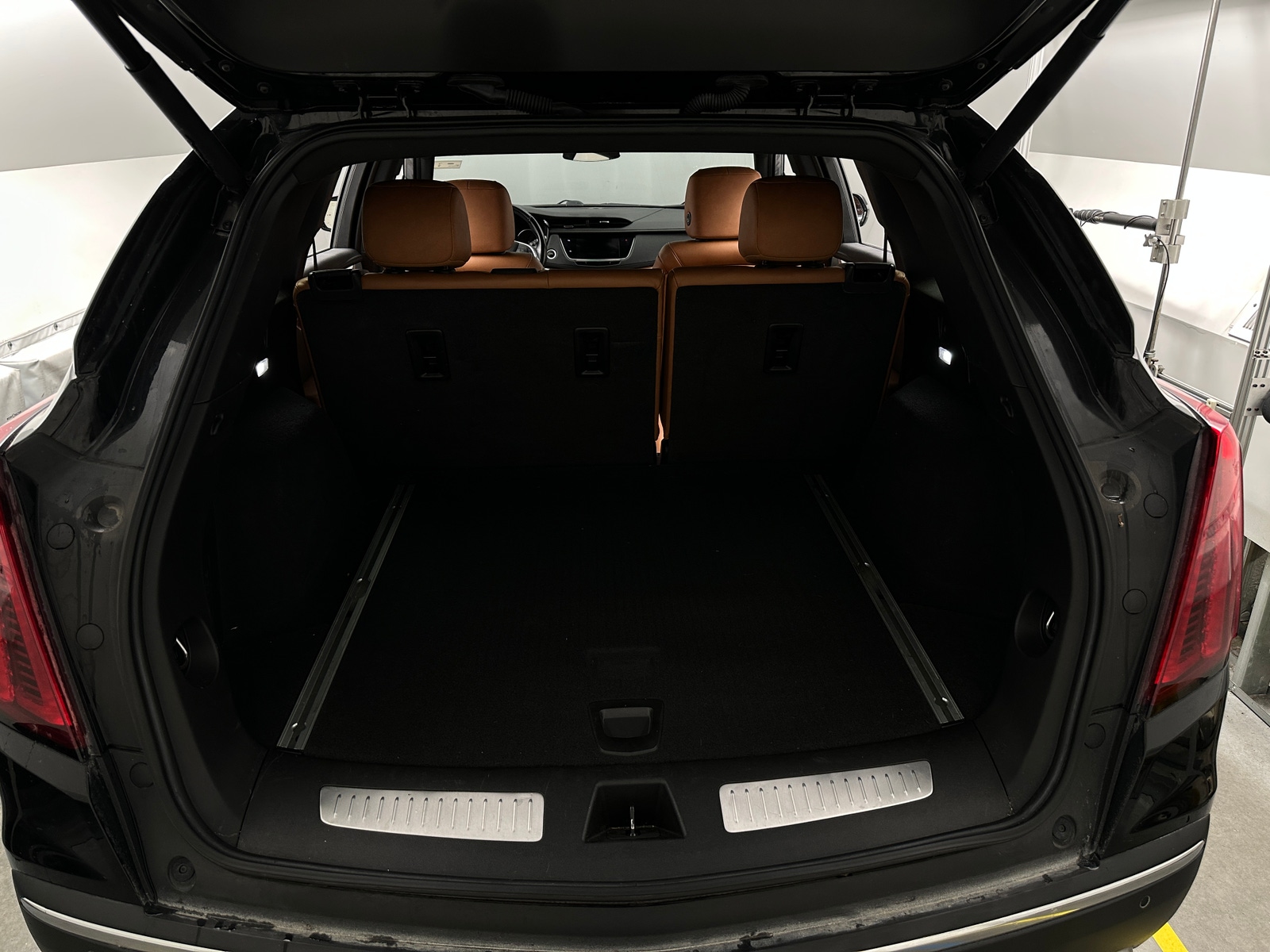 Thumbnail: 2020 Cadillac XT5 - 6