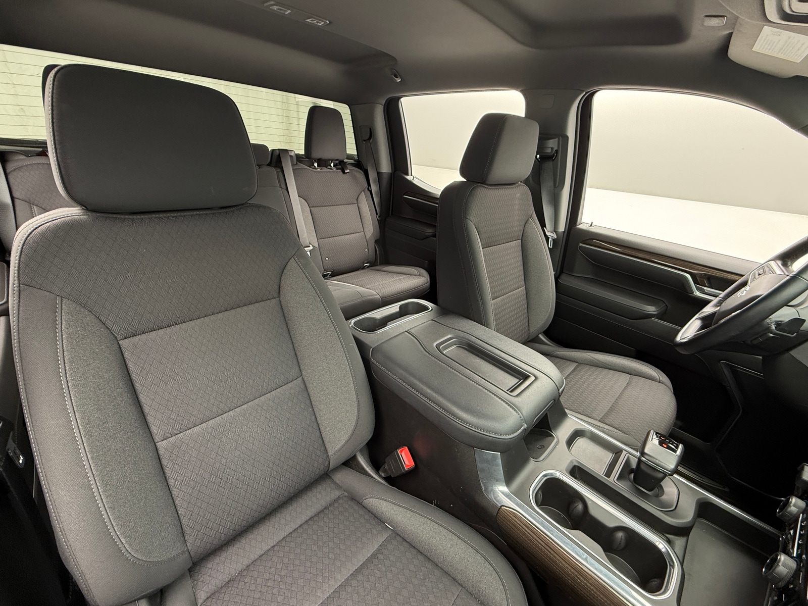 Thumbnail: 2022 Chevrolet Silverado 1500 - 2