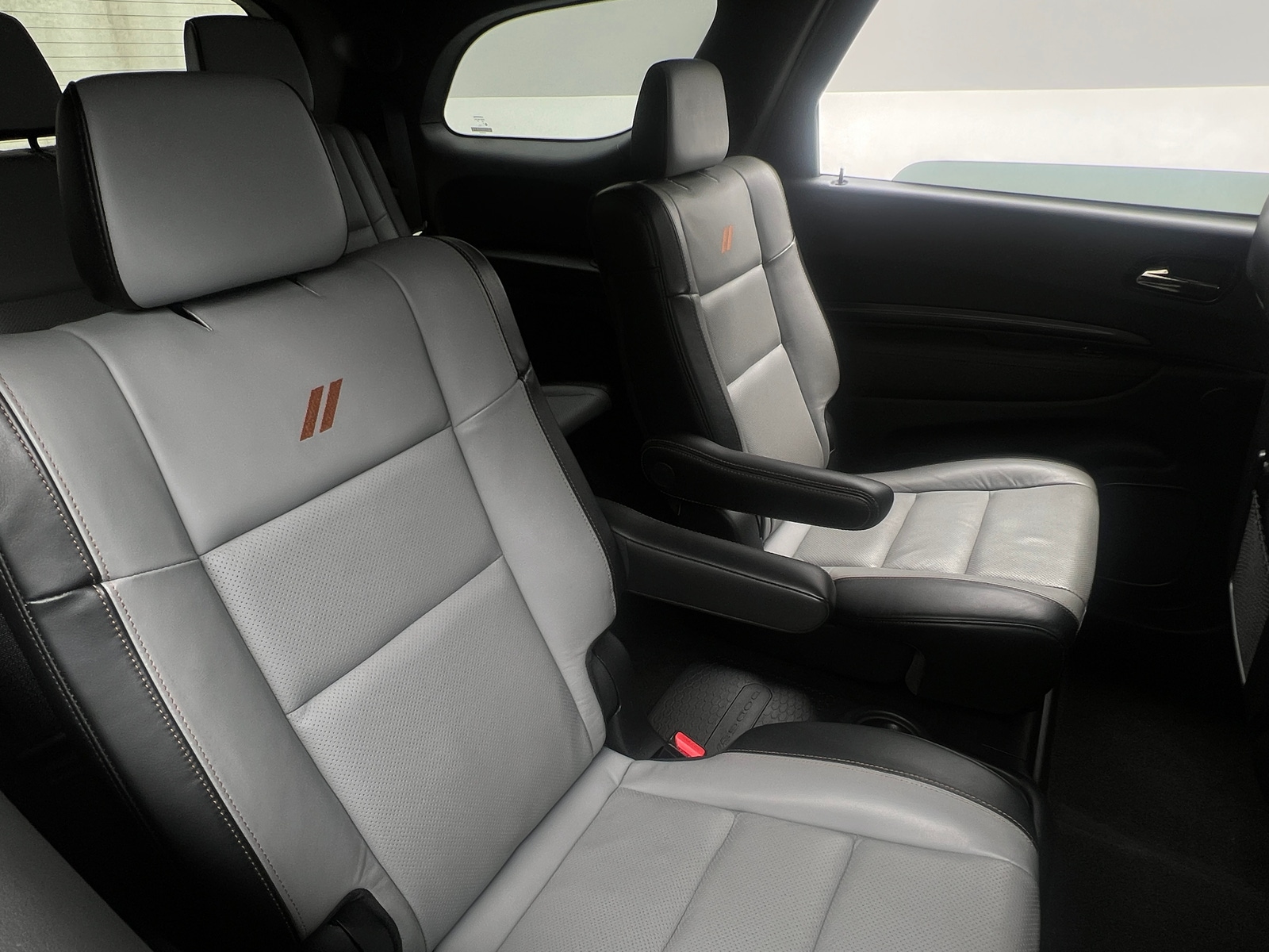 Thumbnail: 2022 Dodge Durango - 5