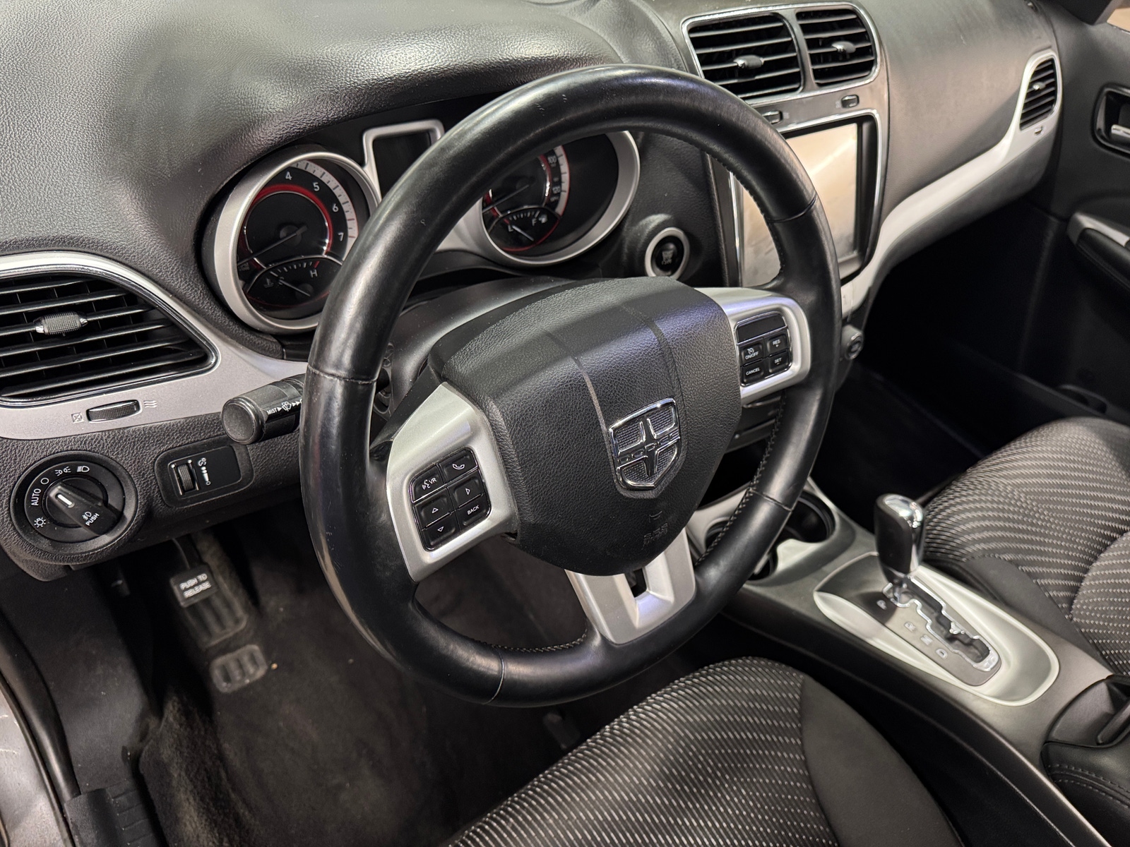 Thumbnail: 2015 Dodge Journey - 3
