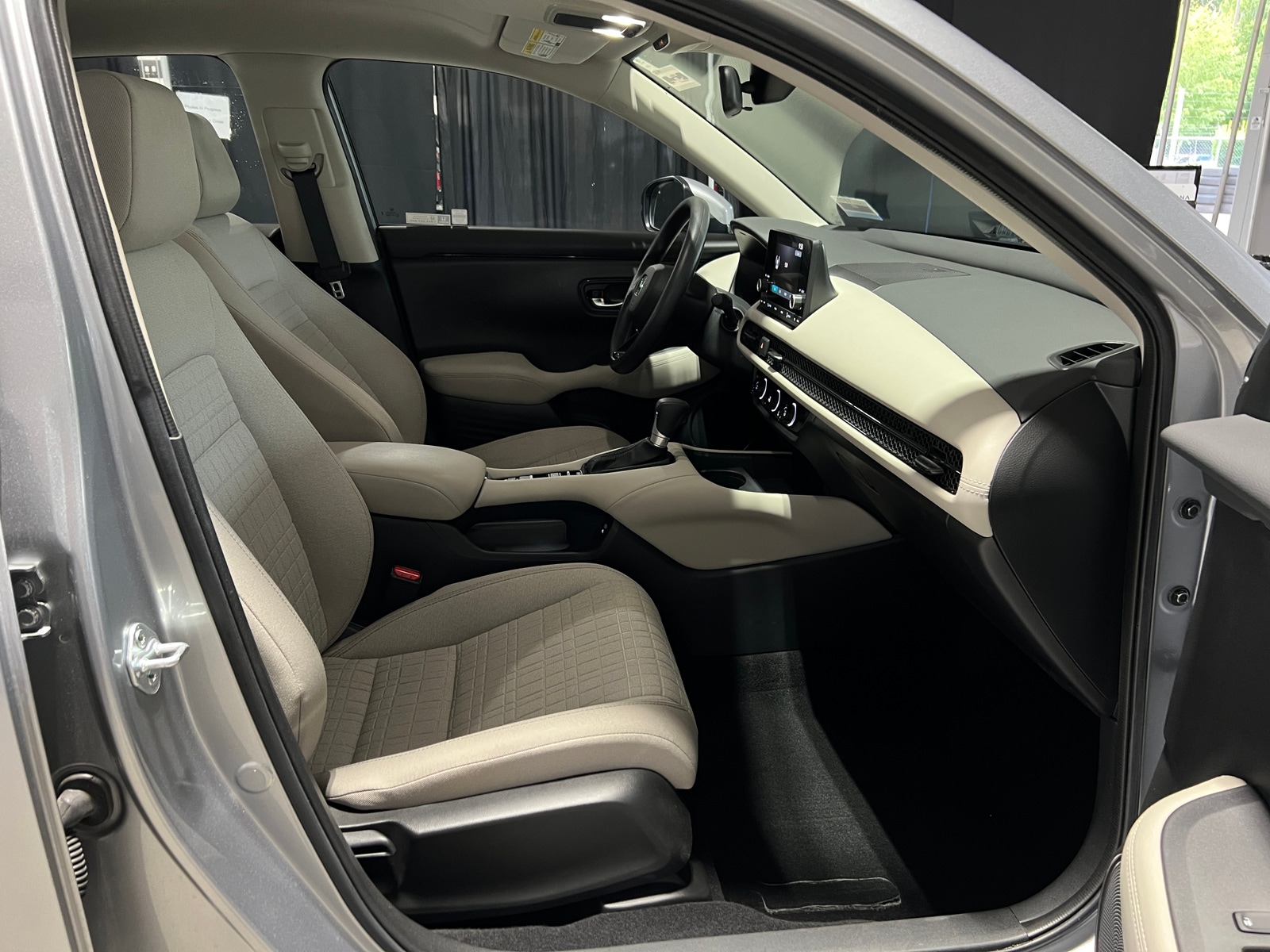 Thumbnail: 2024 Honda HR-V - 2