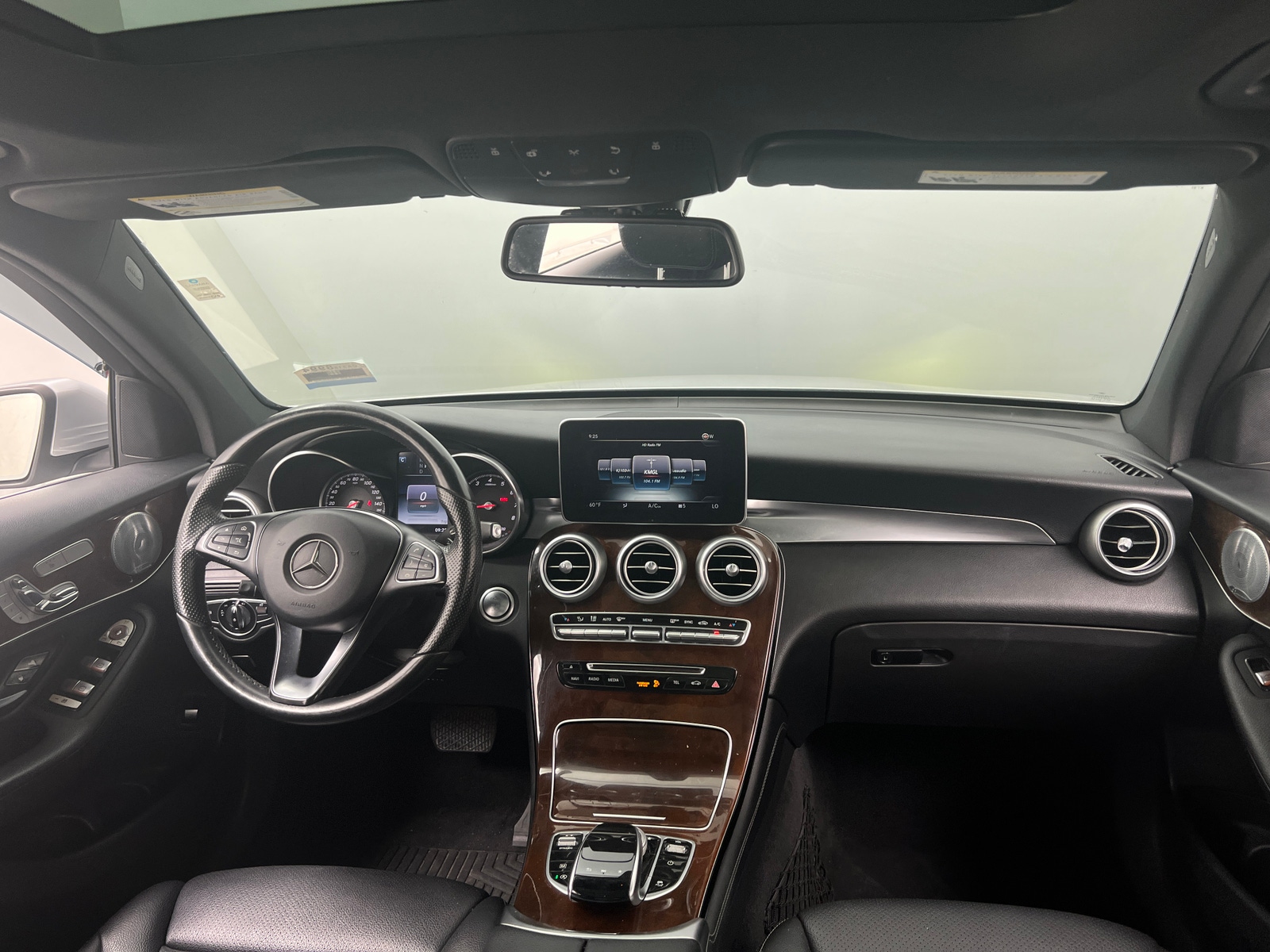 Thumbnail: 2017 Mercedes-Benz GLC - 2