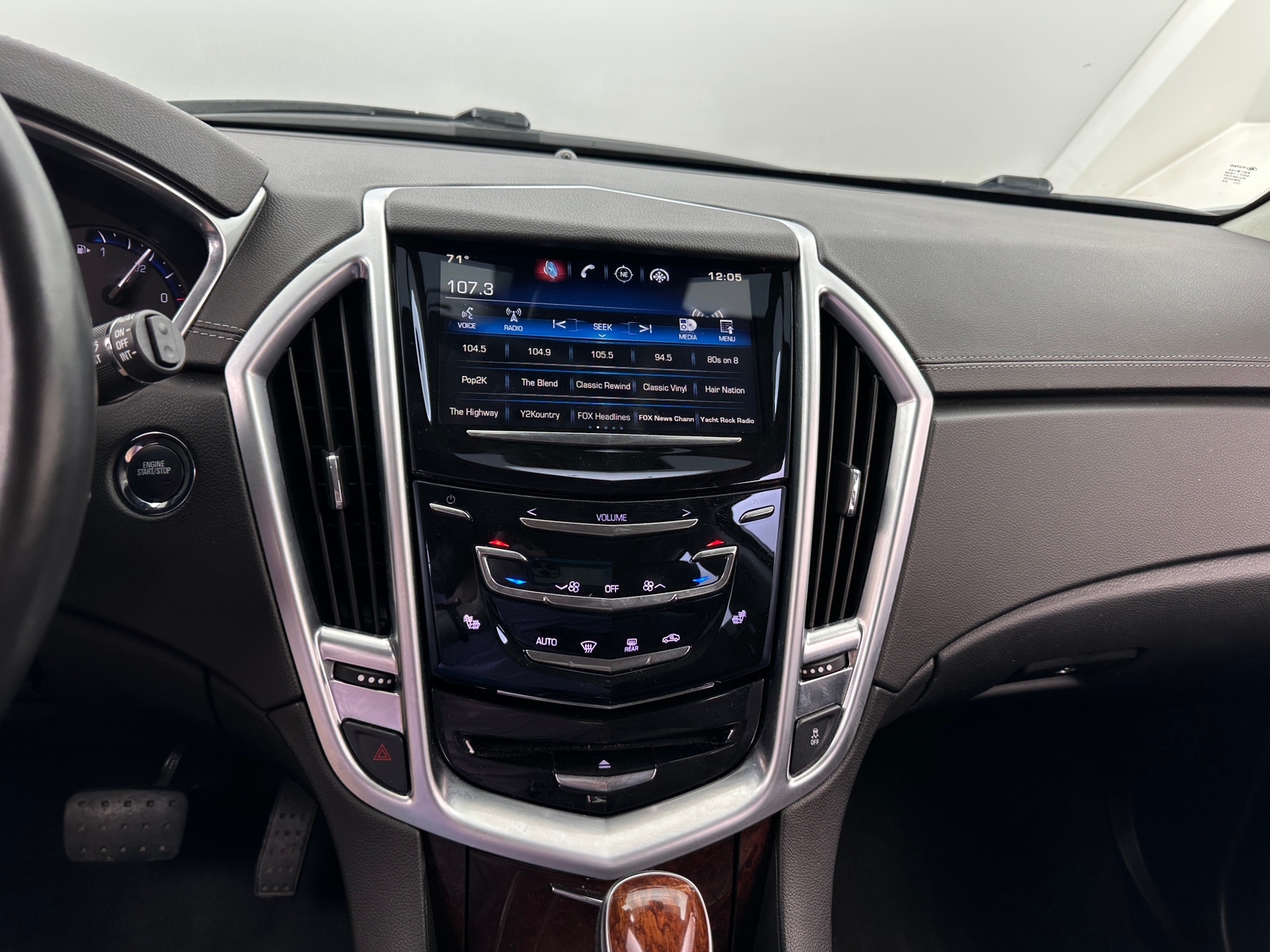 Thumbnail: 2016 Cadillac SRX - 3