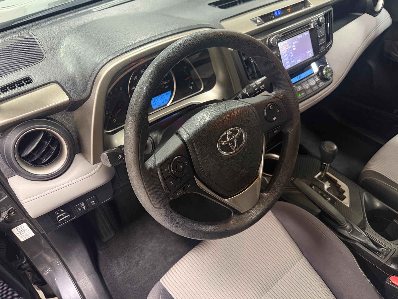 Thumbnail: 2013 Toyota RAV4 - 3