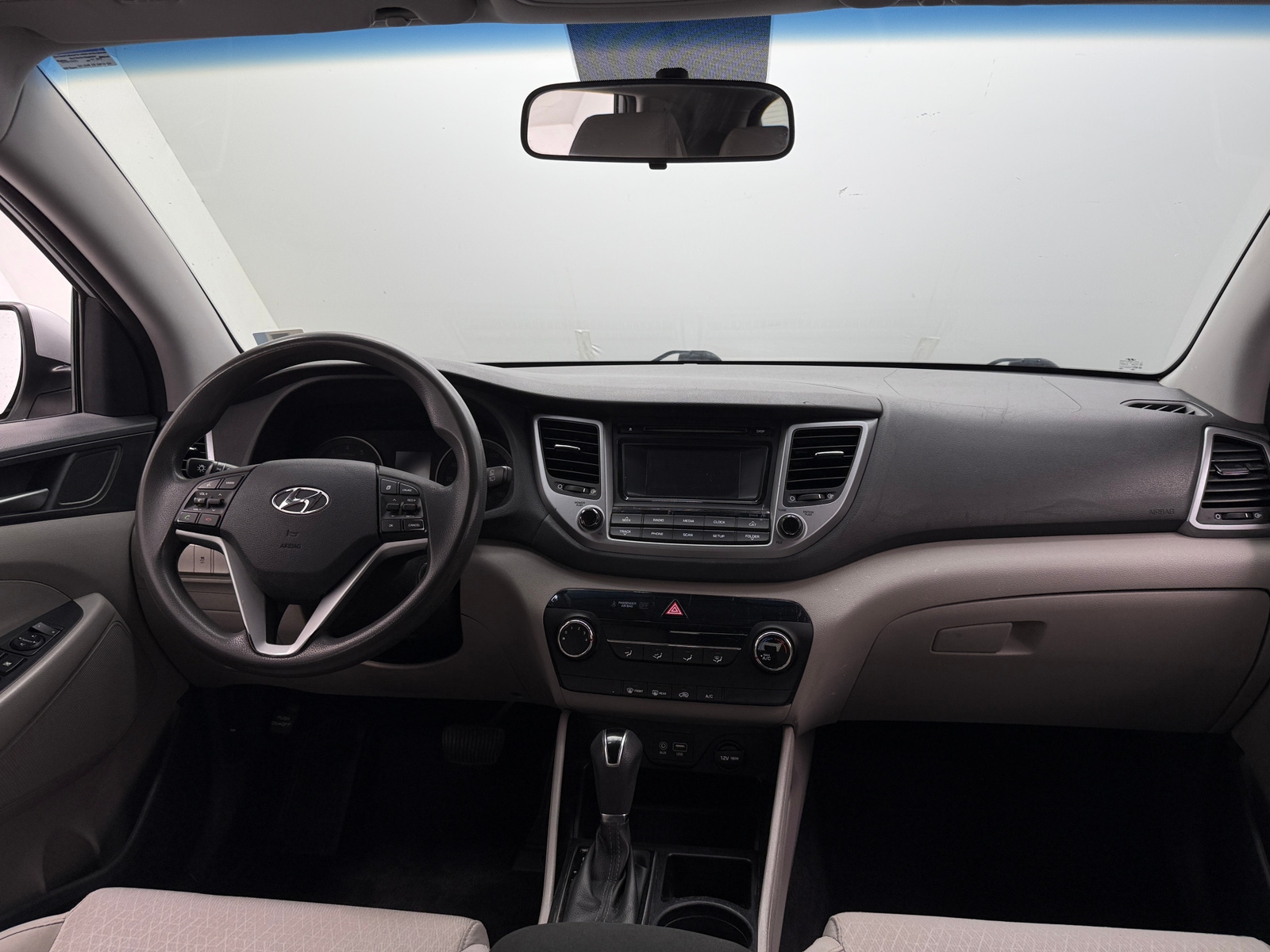 Thumbnail: 2017 Hyundai Tucson - 3