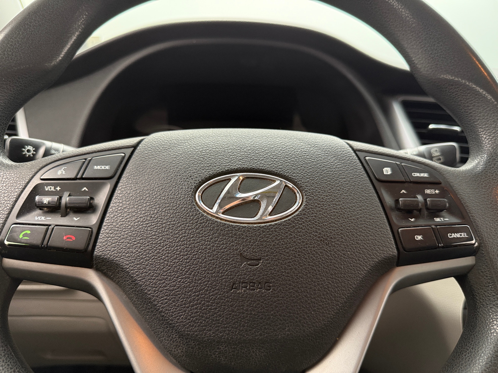 Thumbnail: 2017 Hyundai Tucson - 5