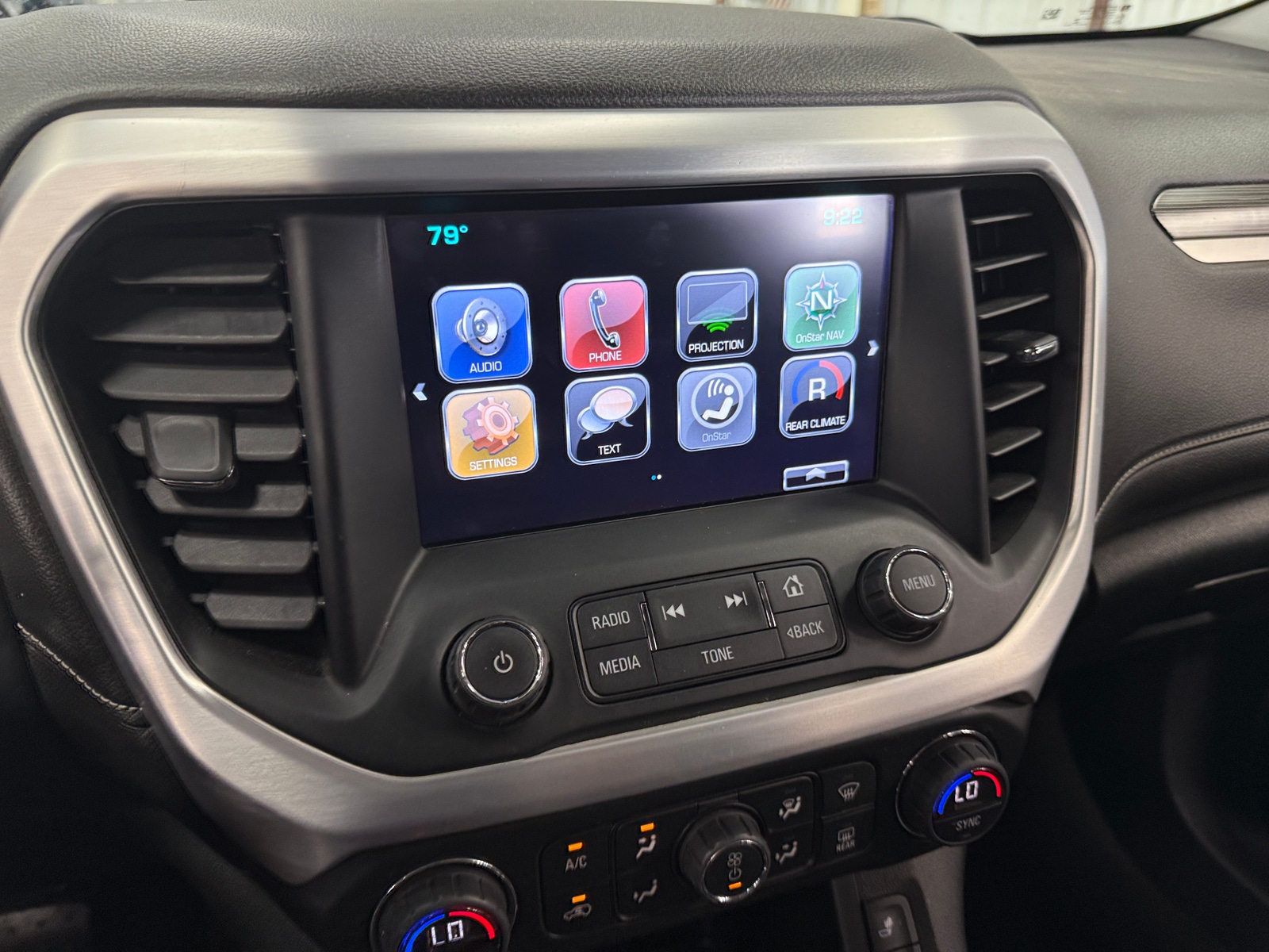 Thumbnail: 2019 GMC Acadia - 3