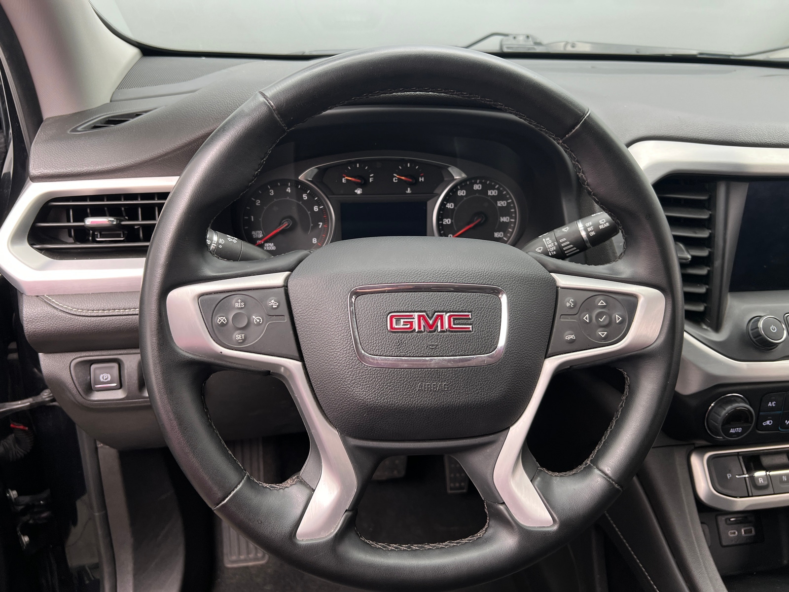 Thumbnail: 2023 GMC Acadia - 4