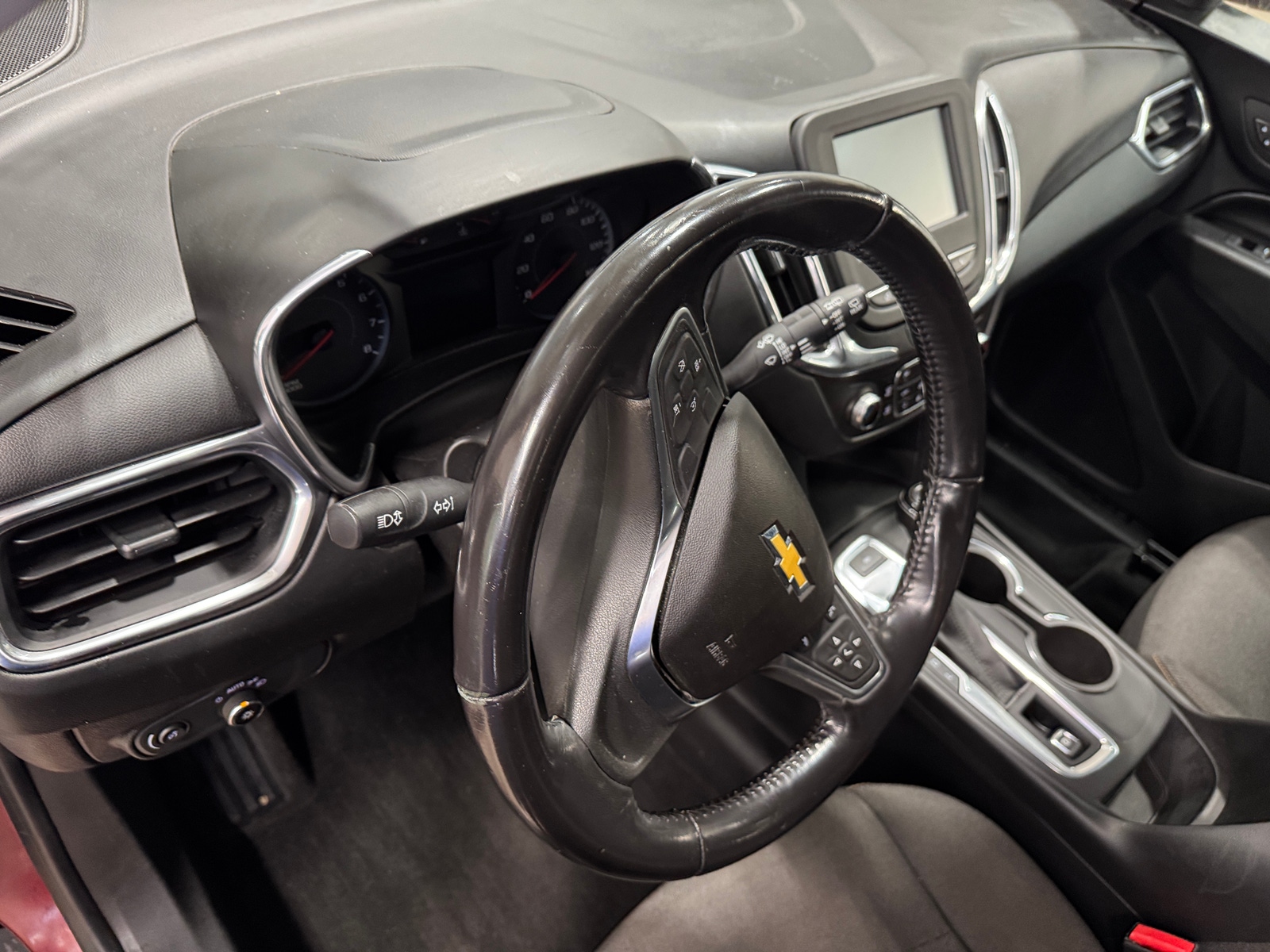 Thumbnail: 2018 Chevrolet Equinox - 3
