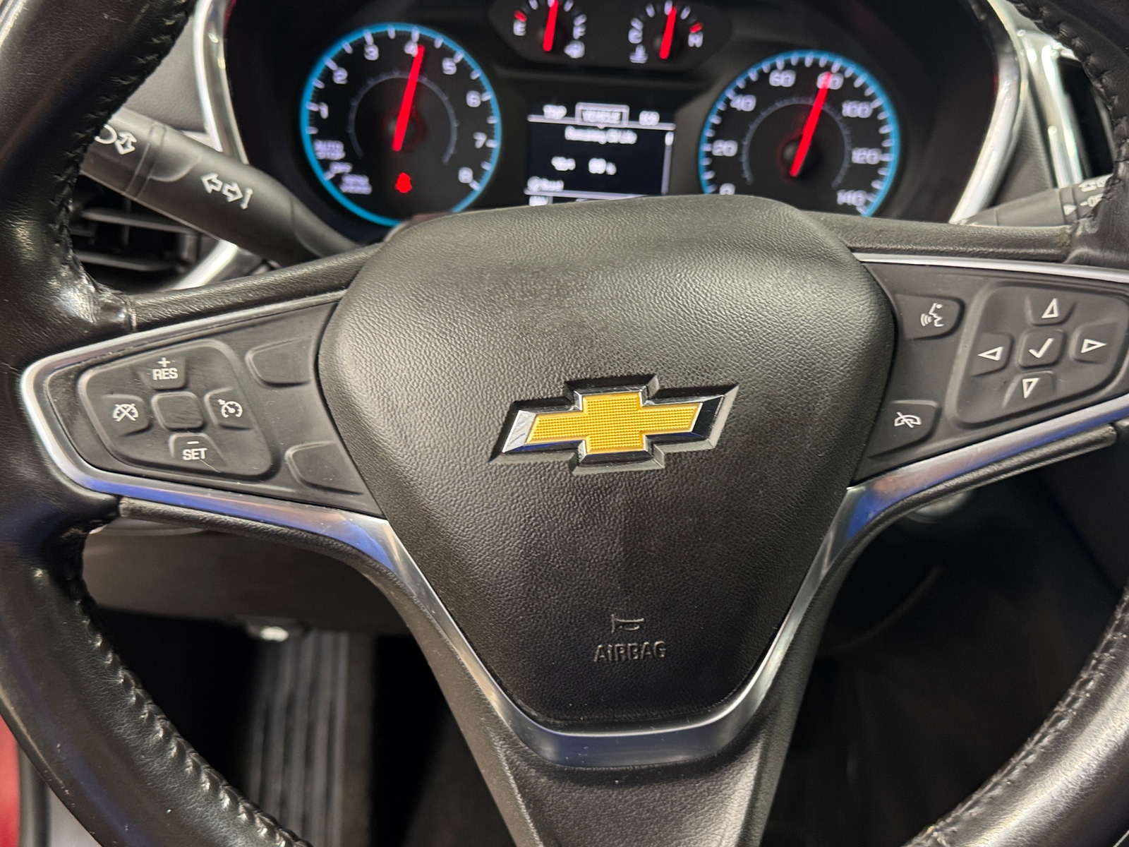 Thumbnail: 2018 Chevrolet Equinox - 5