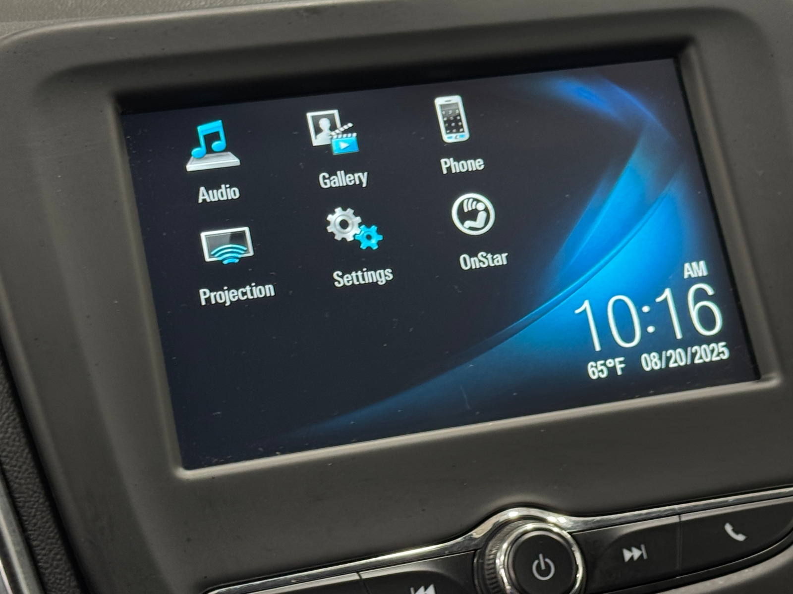 Thumbnail: 2018 Chevrolet Equinox - 4