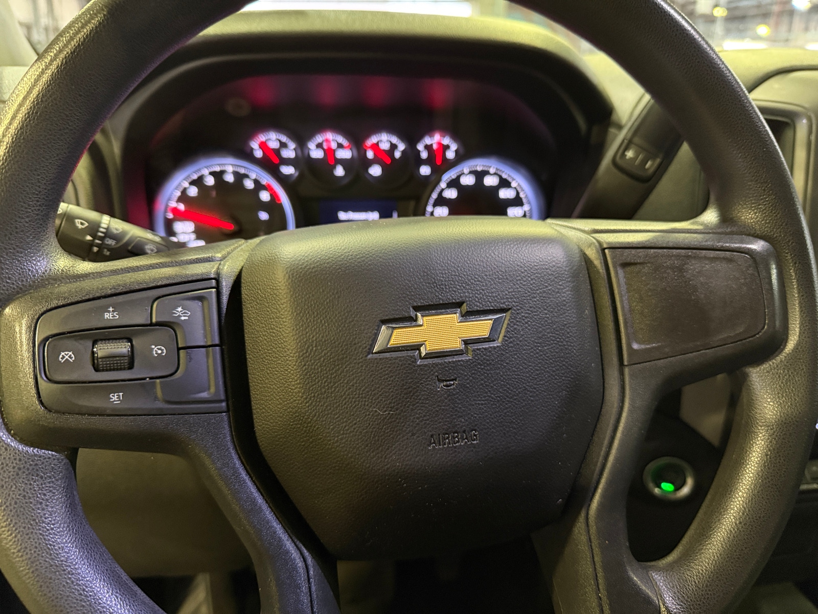 Thumbnail: 2022 Chevrolet Silverado 1500 - 5