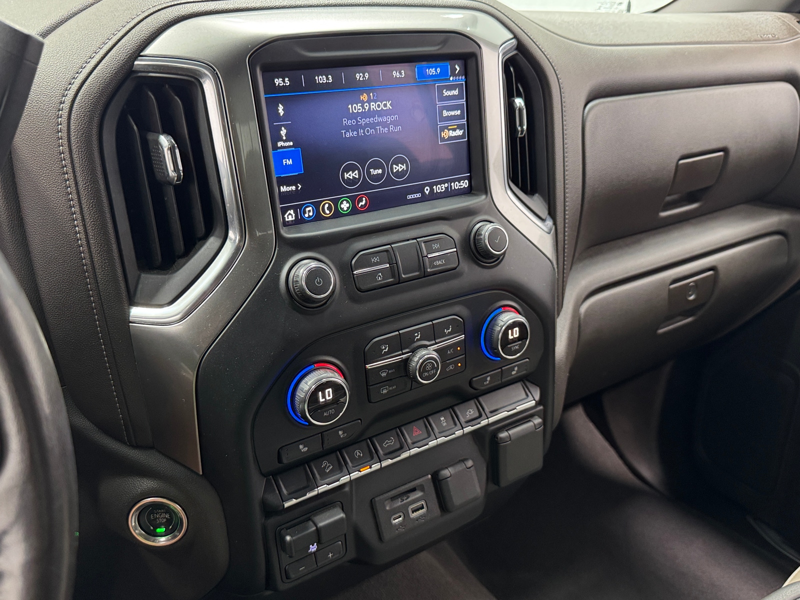 Thumbnail: 2019 Chevrolet Silverado 1500 - 4