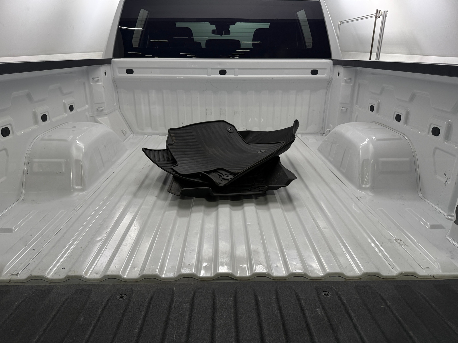 Thumbnail: 2023 Chevrolet Silverado 1500 - 7