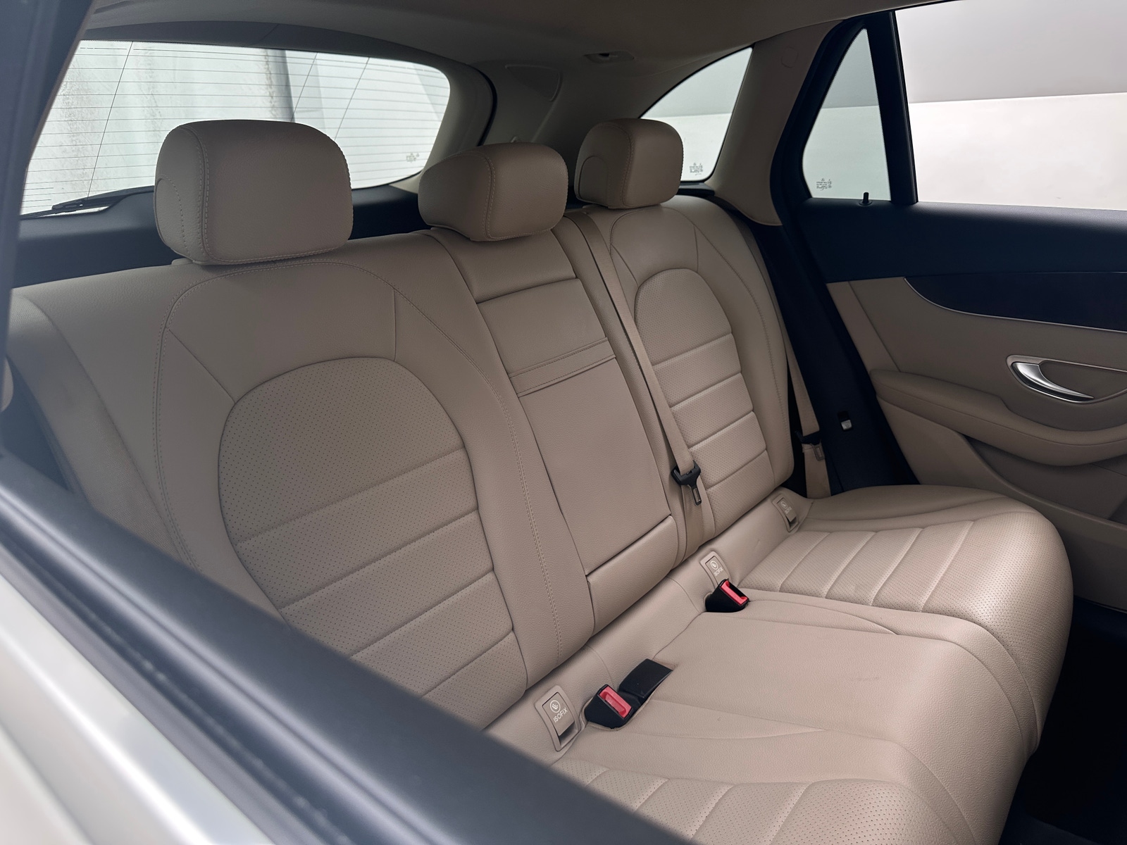 Thumbnail: 2016 Mercedes-Benz GLC - 5