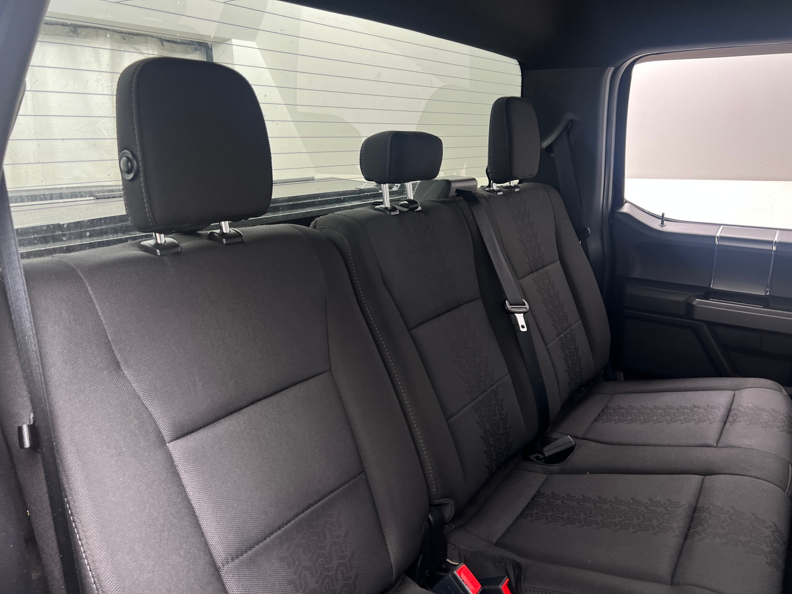 Thumbnail: 2019 Ford Econoline - 6