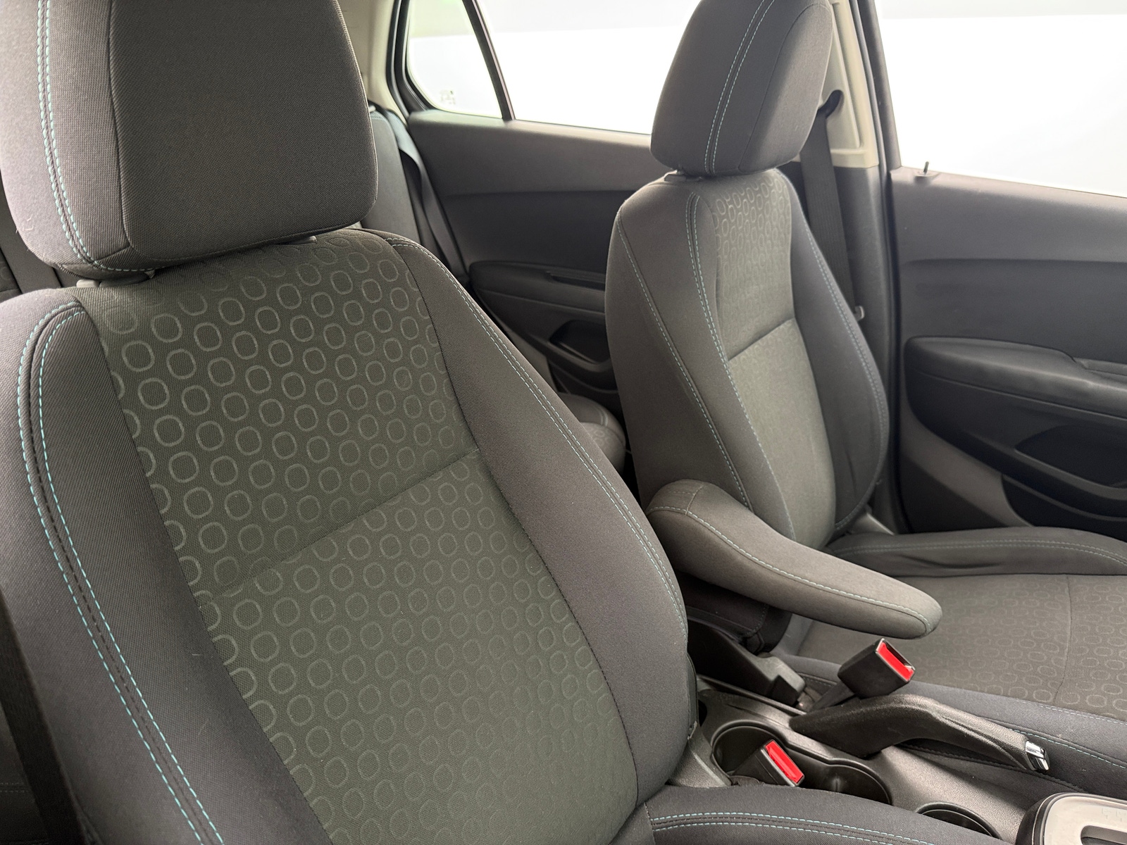 Thumbnail: 2016 Chevrolet Trax - 2