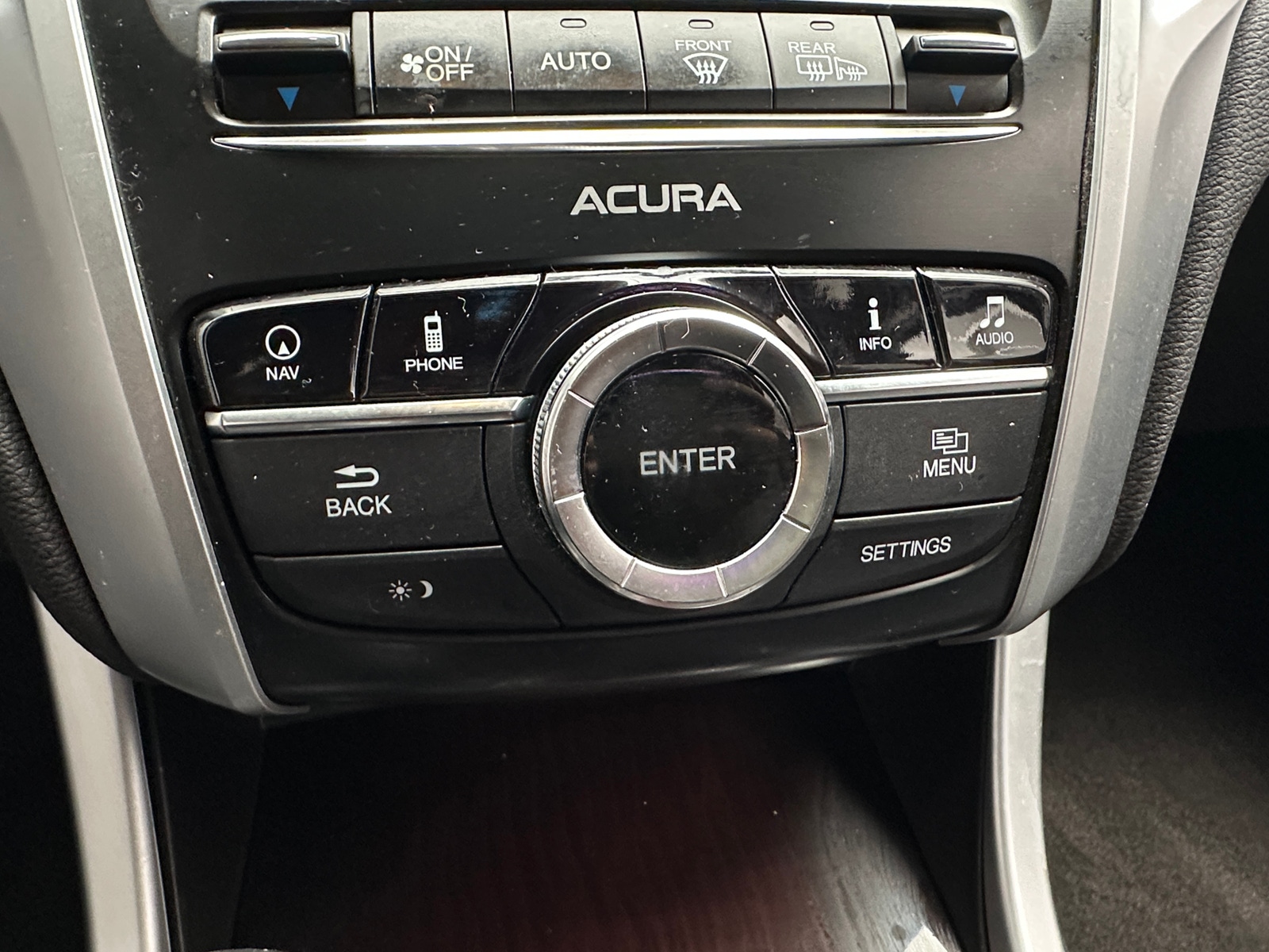 Thumbnail: 2017 Acura TLX - 3