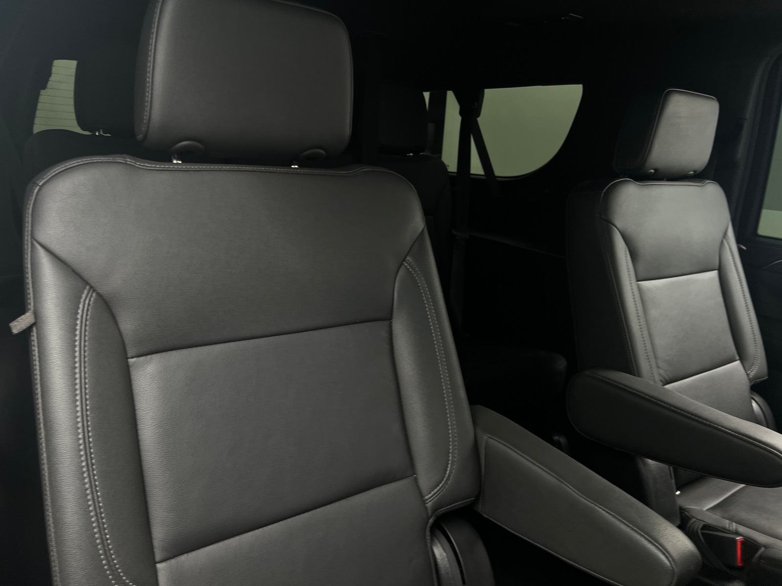 Thumbnail: 2021 Chevrolet Suburban - 5