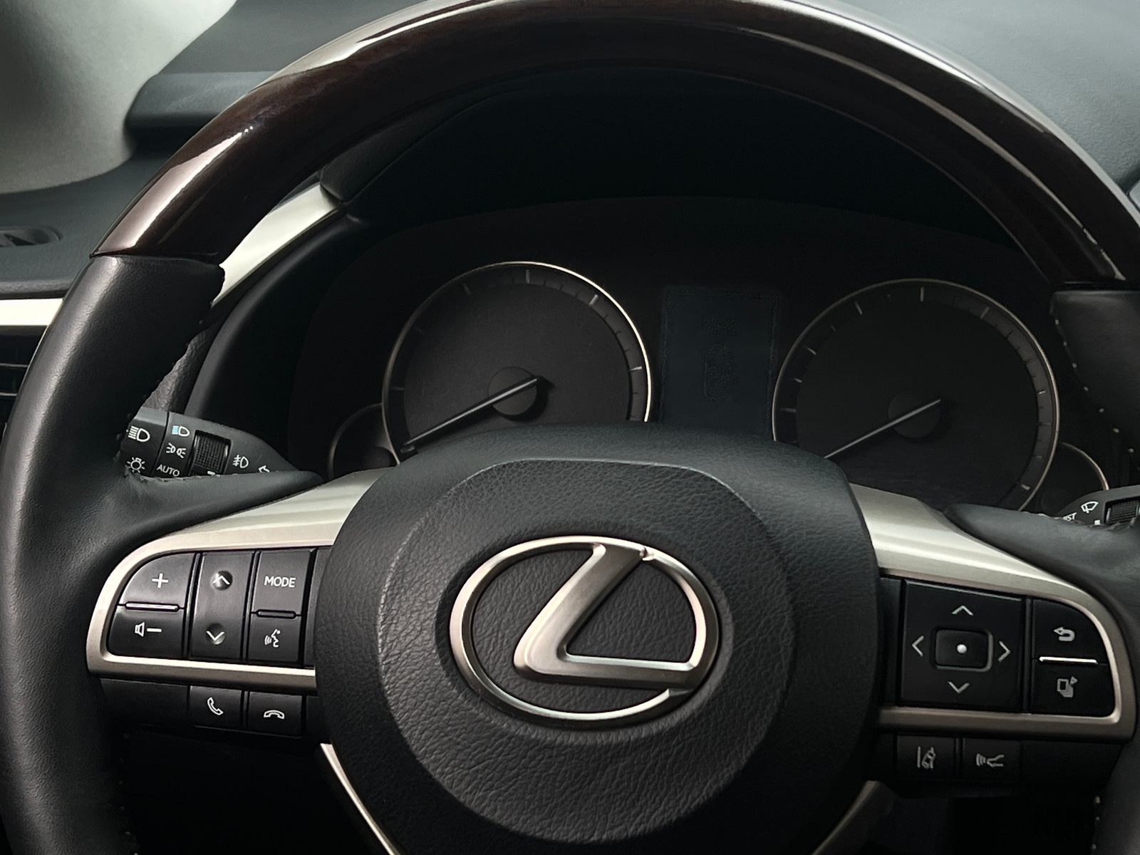 Thumbnail: 2017 Lexus RX - 5